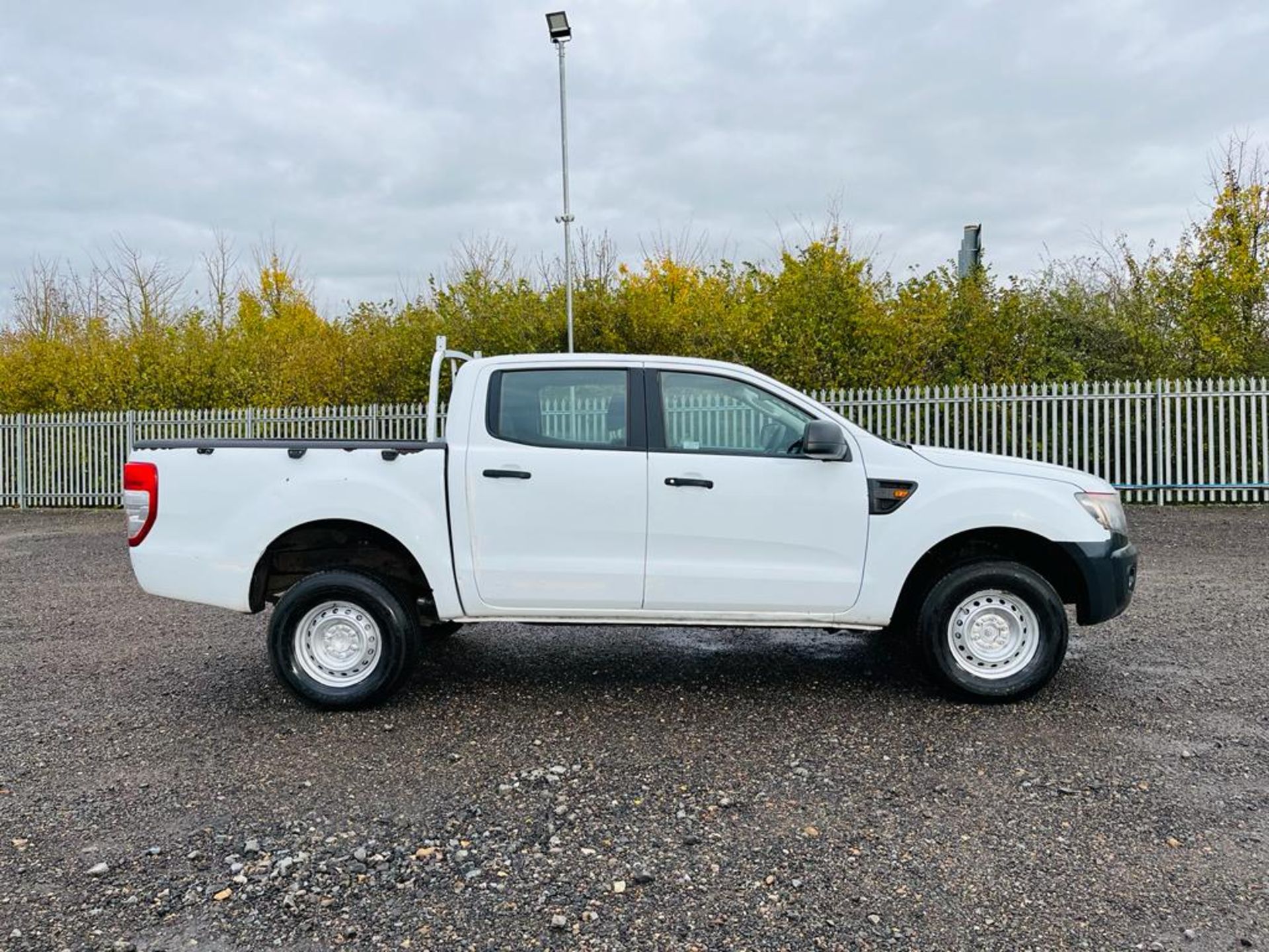 ** ON SALE ** Ford Ranger 2.2 TDCI XL 4WD 150 2015 '65 Reg' - A/C - 33,789 Miles Only - No Vat - Image 4 of 23