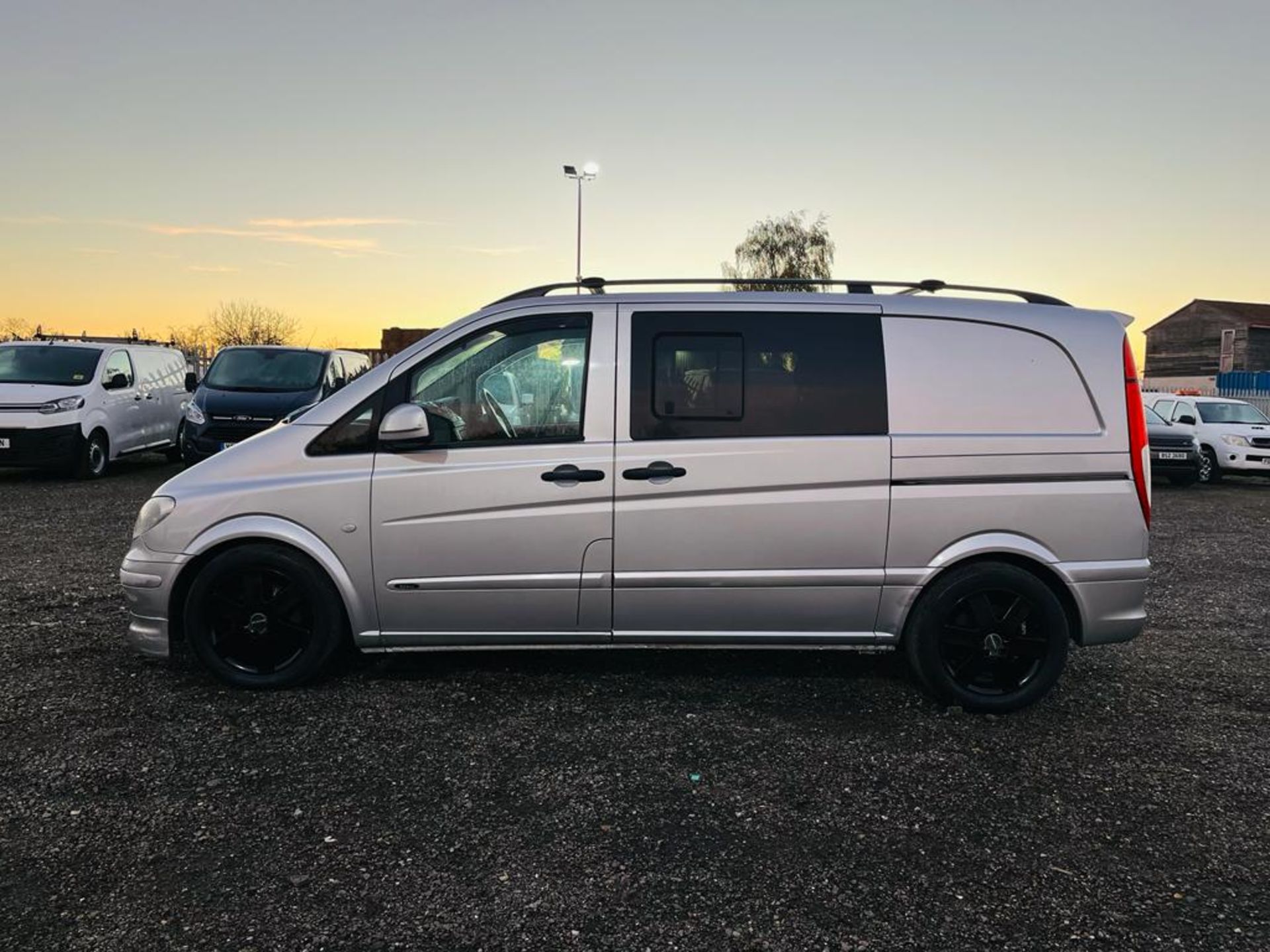 ** ON SALE ** Mercedes Benz Vito 2.1 111 CDI Compact Crew Van 2008 '08 Reg' A/C - No Vat - Image 10 of 26