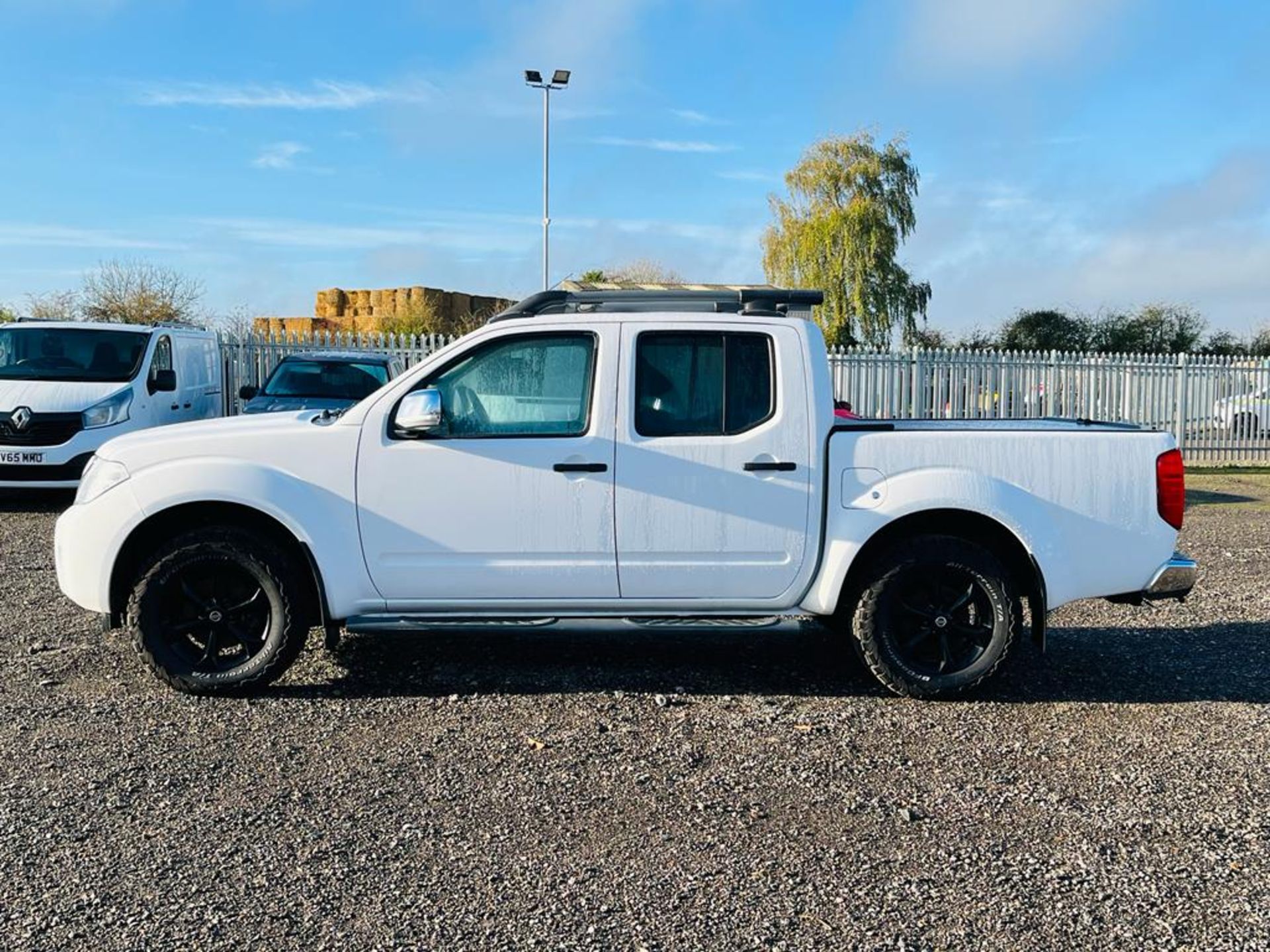 ** ON SALE ** Nissan Navra 2.5 DCI Tekna 190 185 2014 '64 Reg' A/C - 4WD - Image 4 of 22