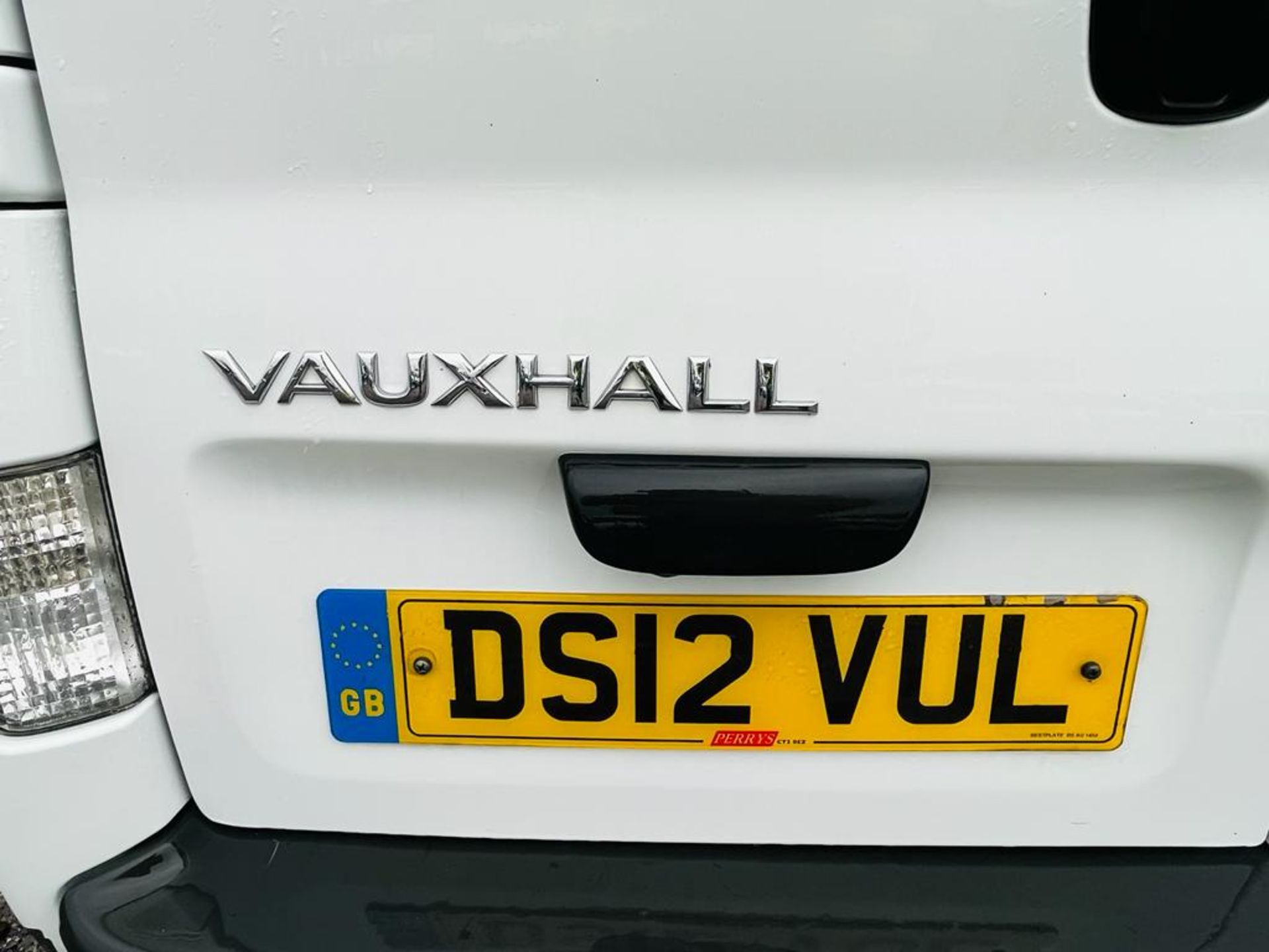 ** ON SALE ** Vauxhall Vivaro 2.0 CDTI 115 Sportive LWB 2012 '12 Reg' Sat Nav - A/C - Panel Van - Image 13 of 25