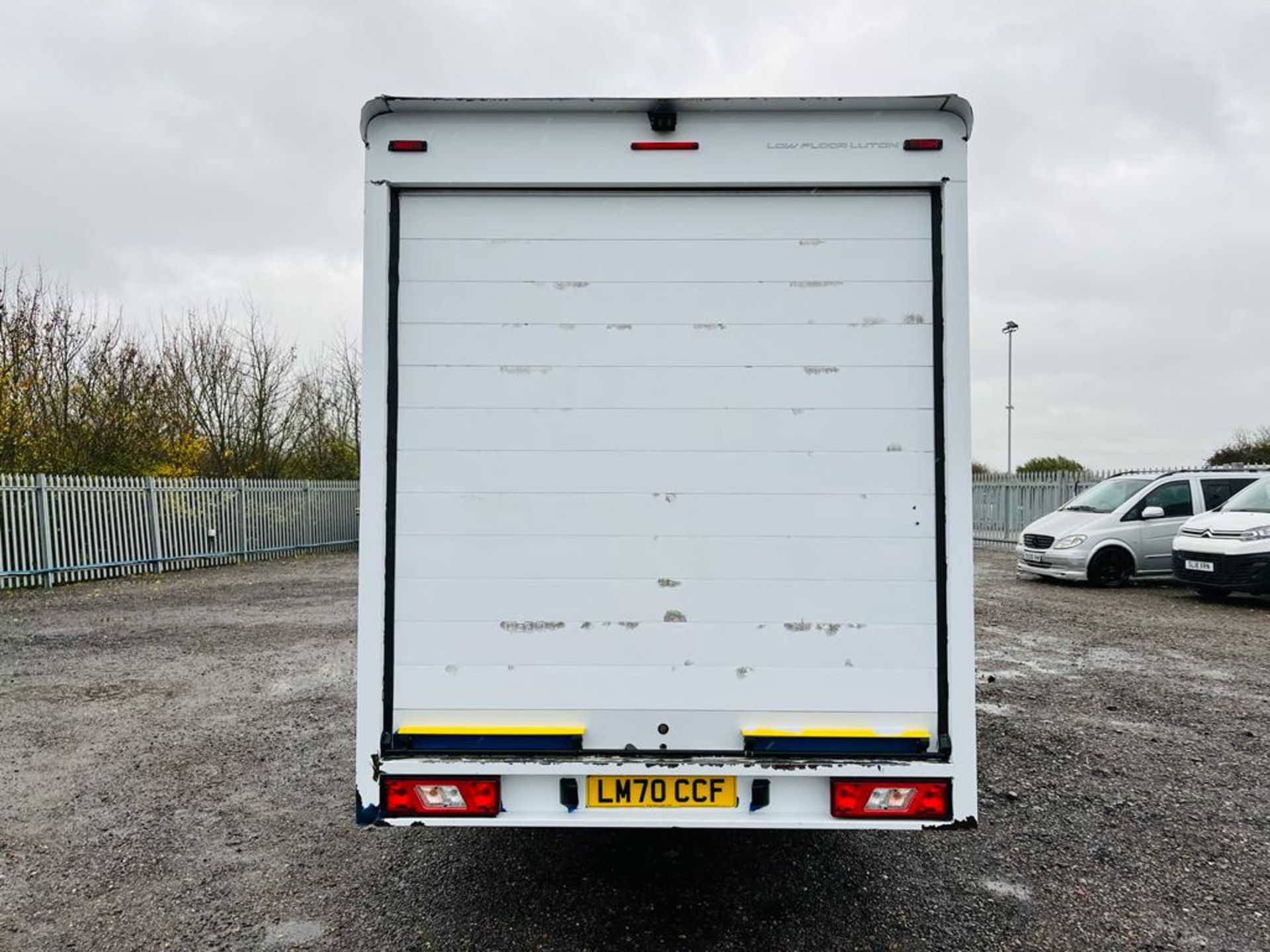 Ford Transit Leader 2.0 TDCI EcoBlue T350 Low Loader Luton 2020 '70 Reg' - ULEZ Compliant - Image 7 of 17