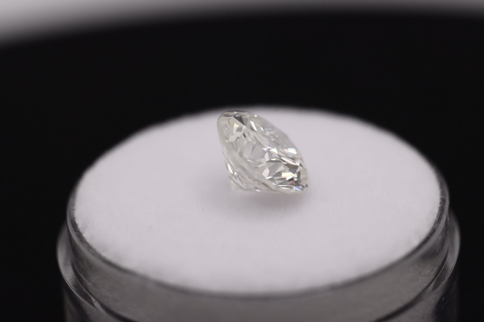 Round Brilliant Cut Natural Diamond 2.15 Carat Colour H Clarity VS1 - EGL Certificate - Image 7 of 17