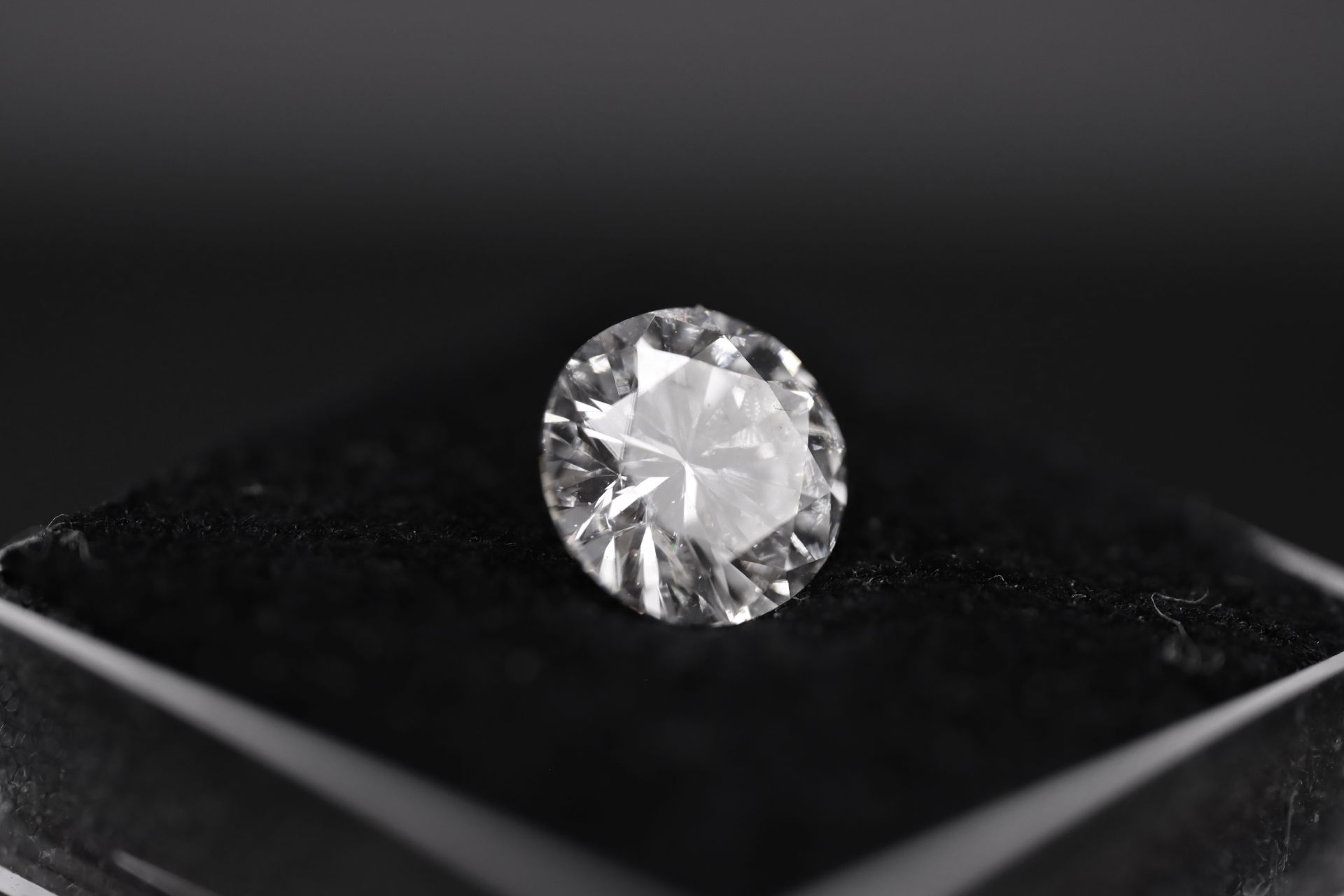 Round Brilliant Cut Natural Diamond 2.03 Carat Colour H Clarity VS1 - EGL Certificate - Image 6 of 12