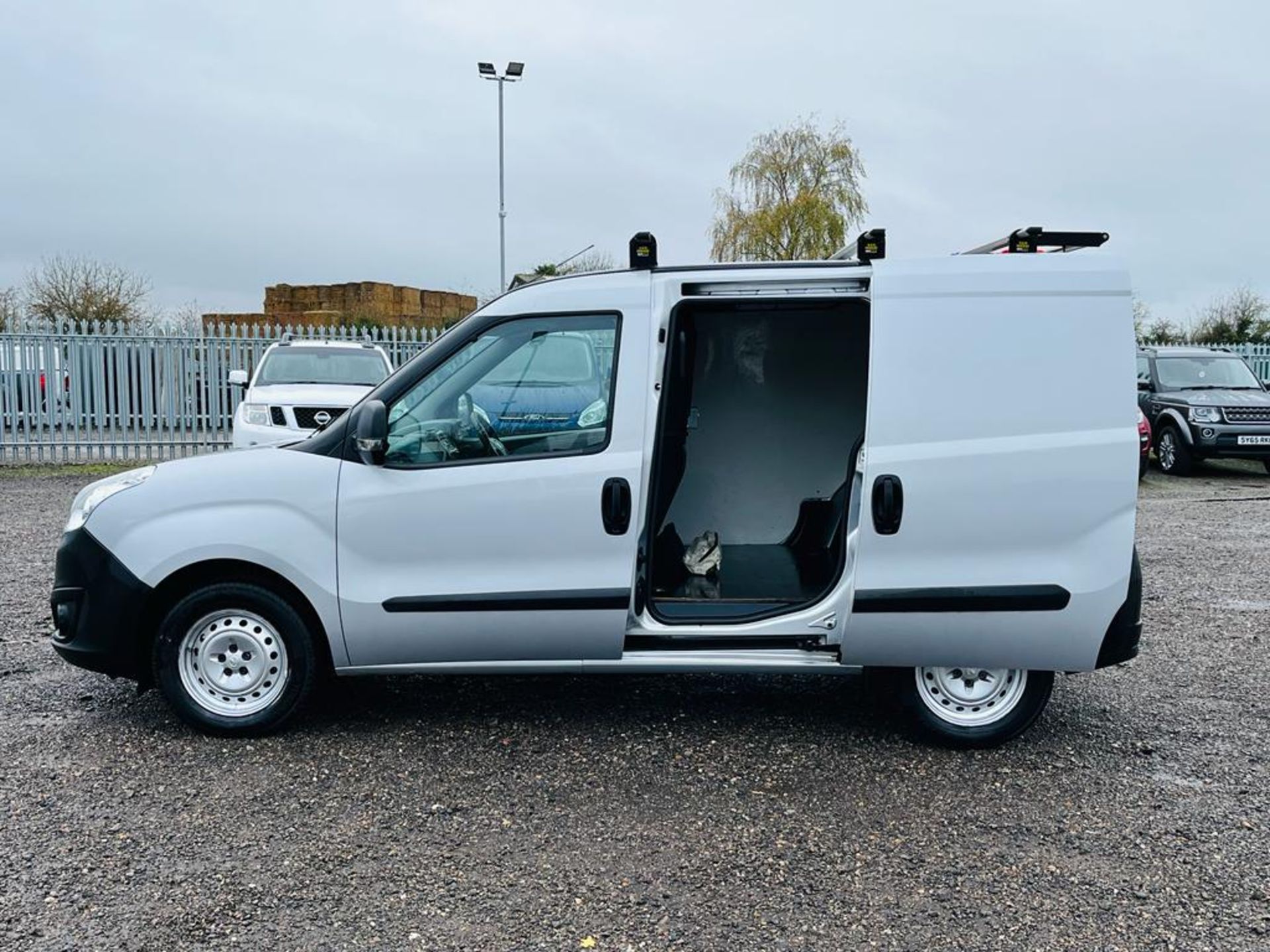 Vauxhall Combo 1.3 CDTI EcoFlex L1 H1 2017'17 Reg' - Panel Van - A/C - ULEZ Compliant - Image 9 of 24