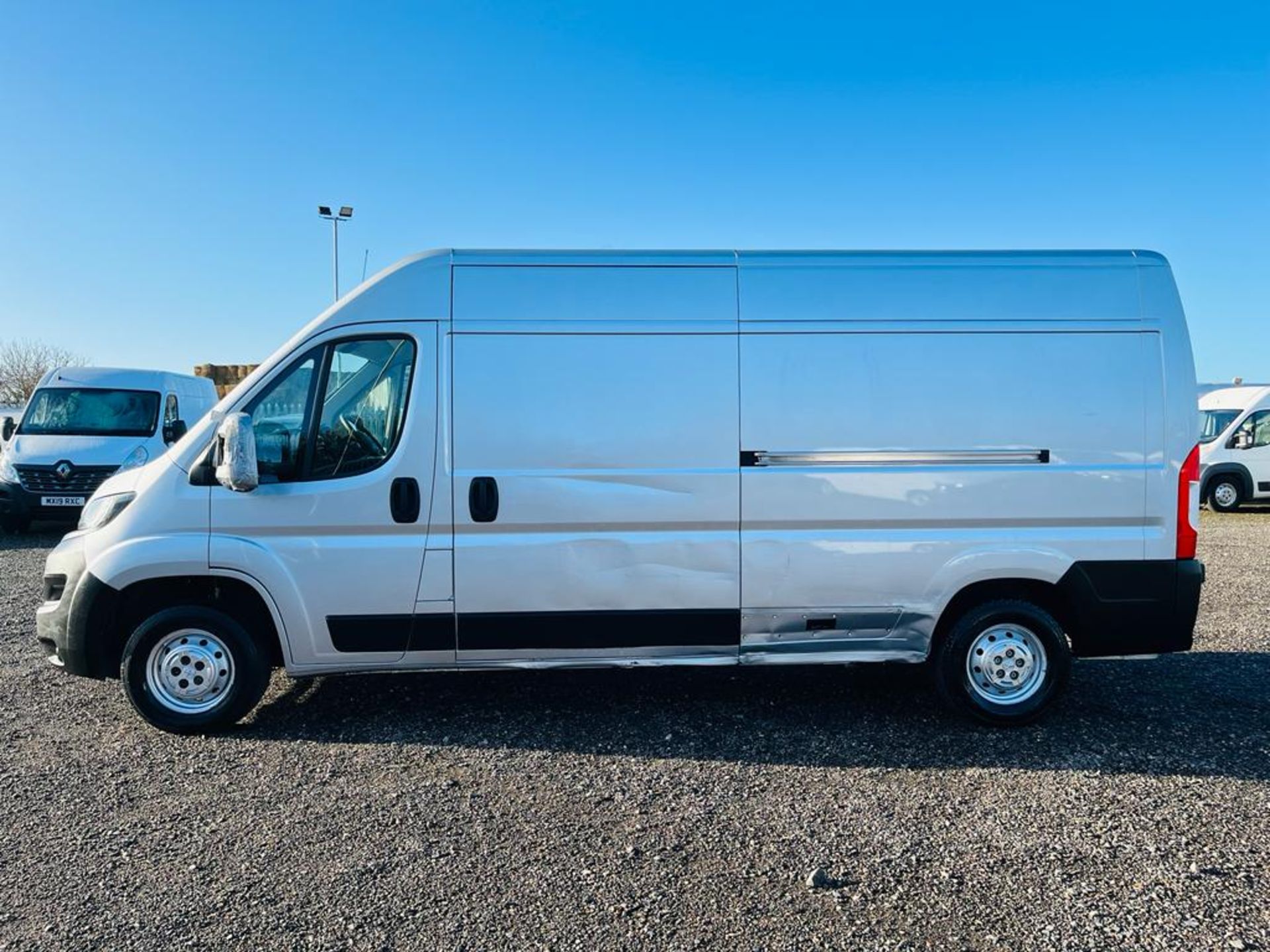 ** ON SALE ** Peugeot Boxer 2.0 BlueHDI 335 130 L3 H2 2018 '68 Reg' - Sat Nav - A/C - ULEZ Compliant - Image 8 of 22