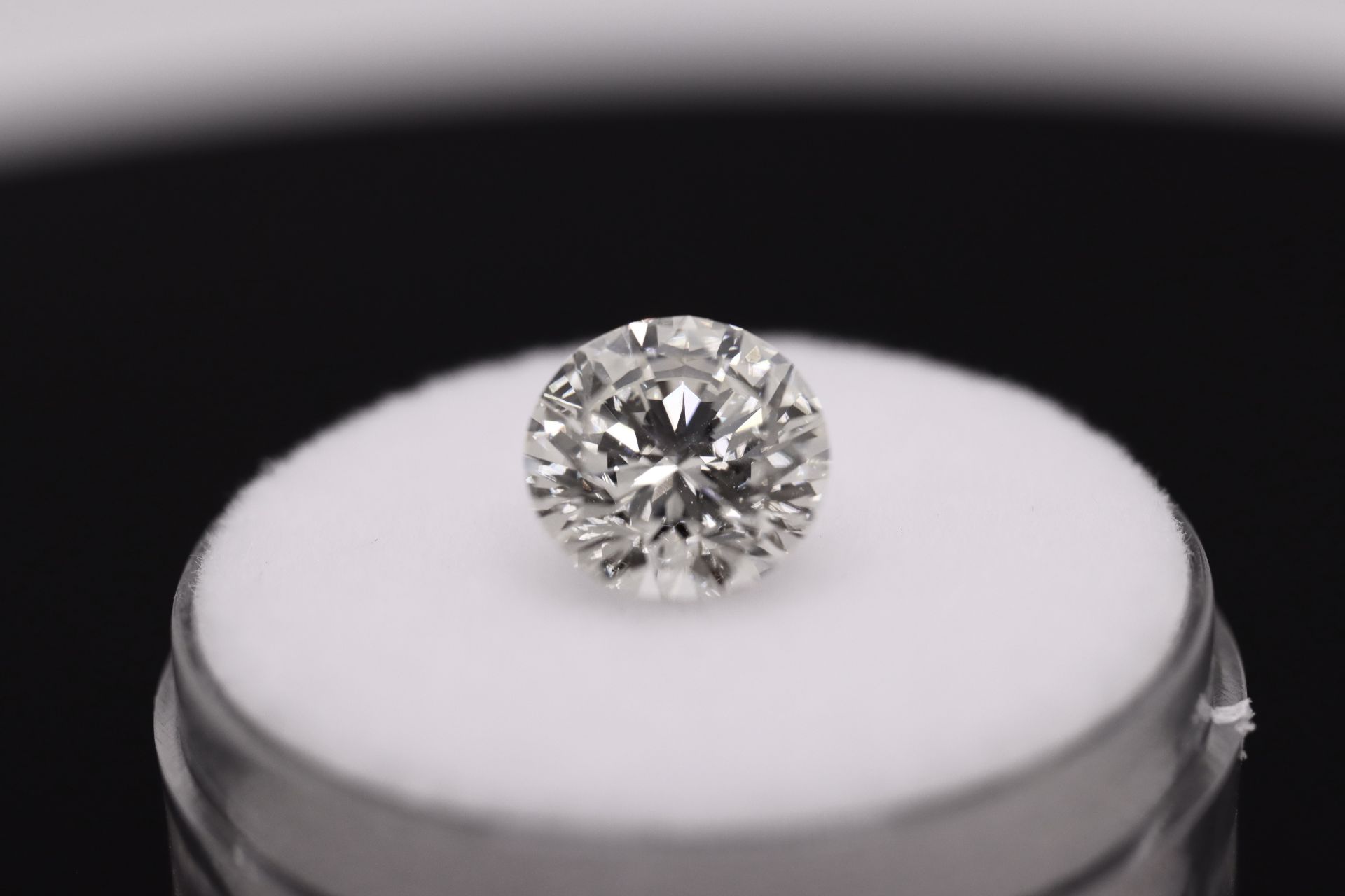 Round Brilliant Cut Natural Diamond 2.15 Carat Colour H Clarity VS1 - EGL Certificate - Image 8 of 17