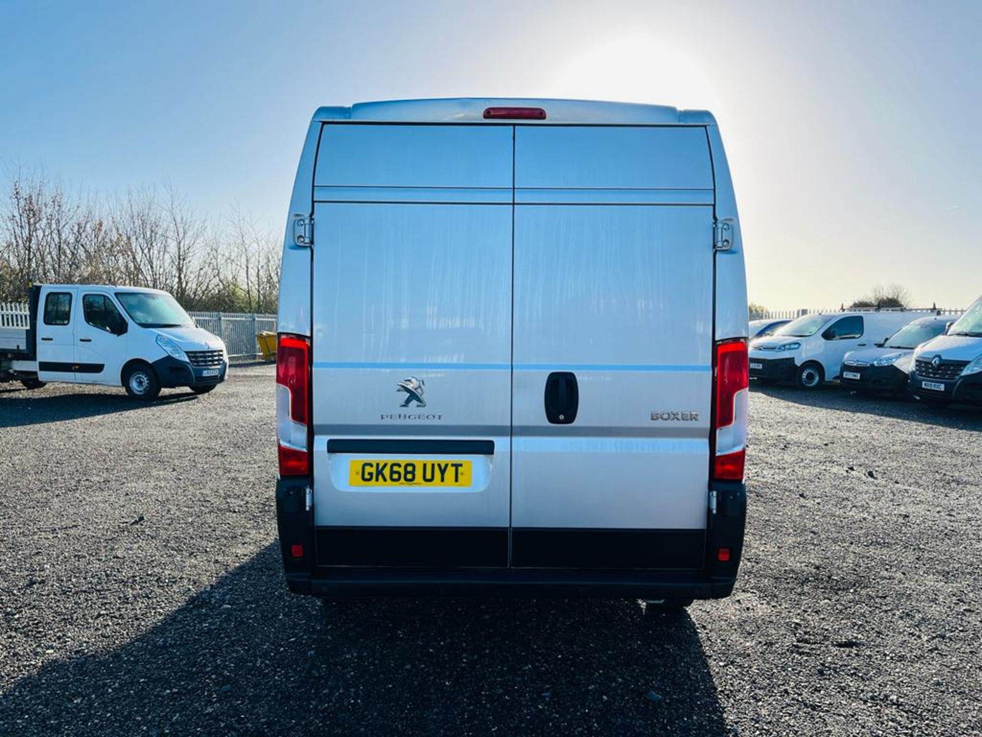 ** ON SALE ** Peugeot Boxer 2.0 BlueHDI 335 130 L3 H2 2018 '68 Reg' - Sat Nav - A/C - ULEZ Compliant - Image 5 of 22