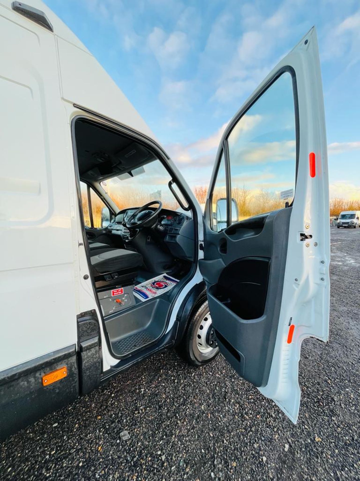 Iveco Daily 70C17 3.0 HD TRW L3 H3 2014 '64 Reg' Tail Lift - ULEZ Compliant - Twin Rear Axle - Image 26 of 28