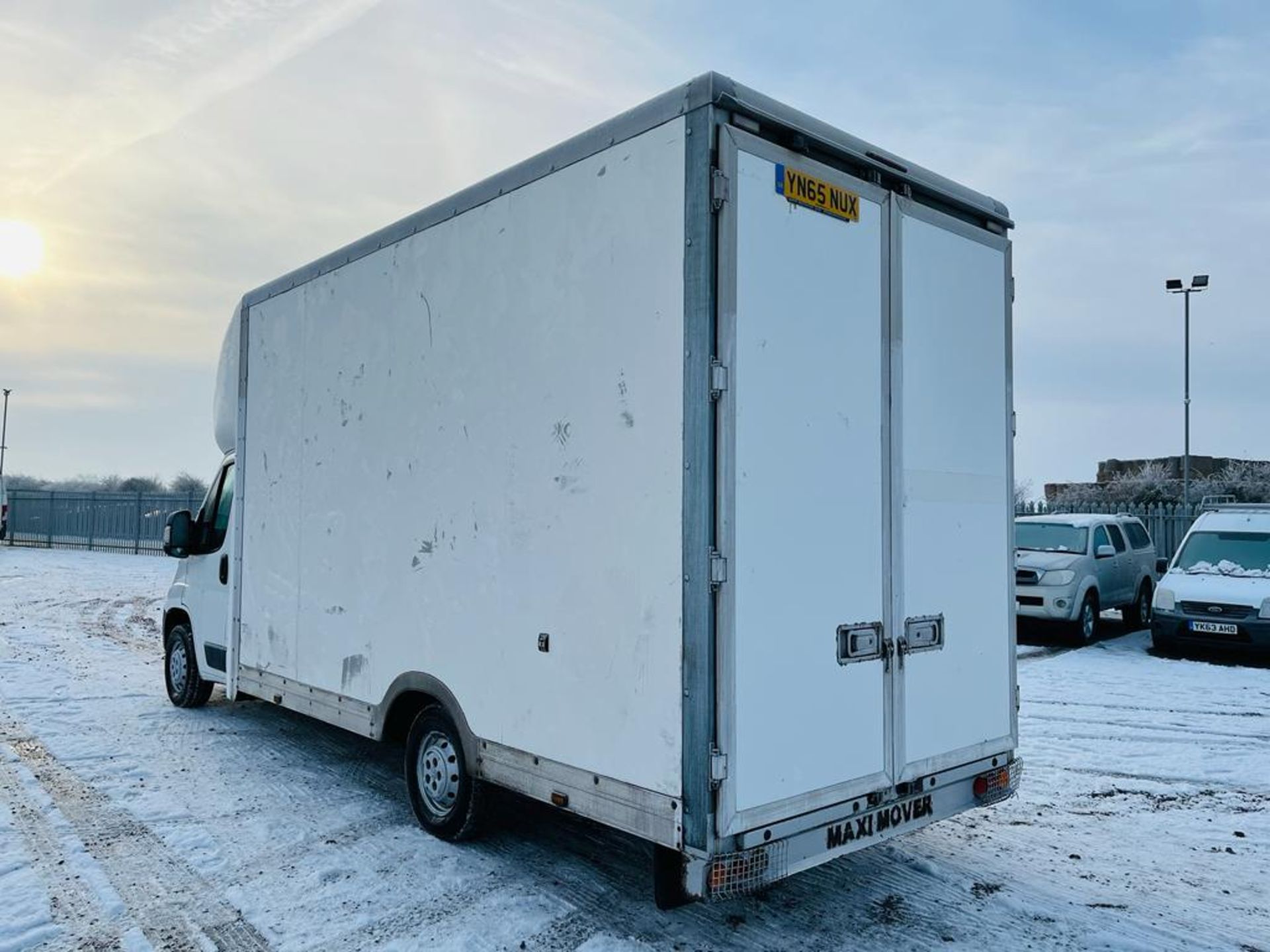 ** ON SALE ** Peugeot Boxer 2.2 HDI 335 Professional L3 Low Loader Luton 2015 '65 Reg' Sat Nav - A/C - Image 4 of 23