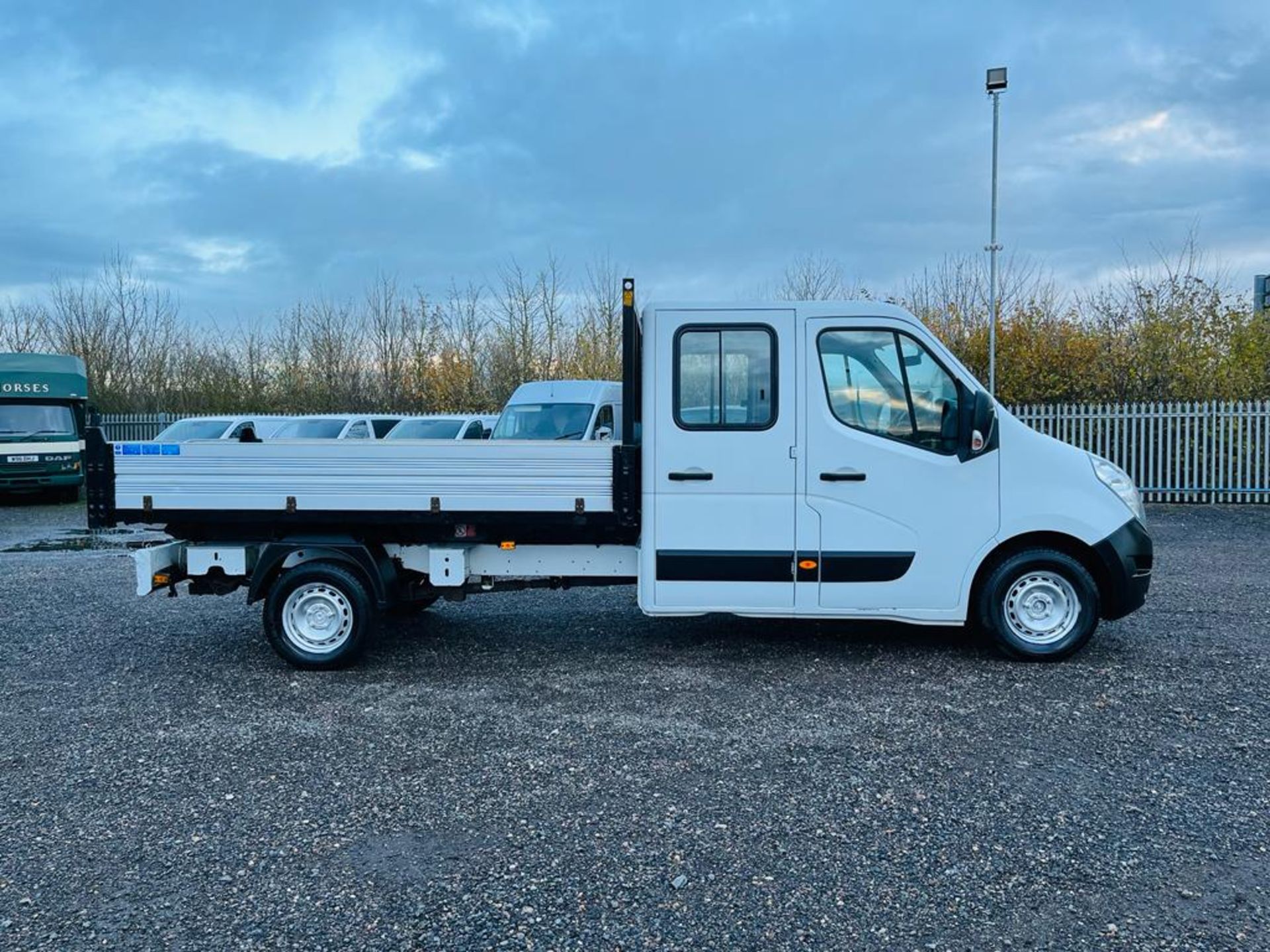** ON SALE ** Renault Master 2.3 DCI 125 LL35 DRW RWD L3 Crew Tipper 2013 '13 Reg' - Image 4 of 32