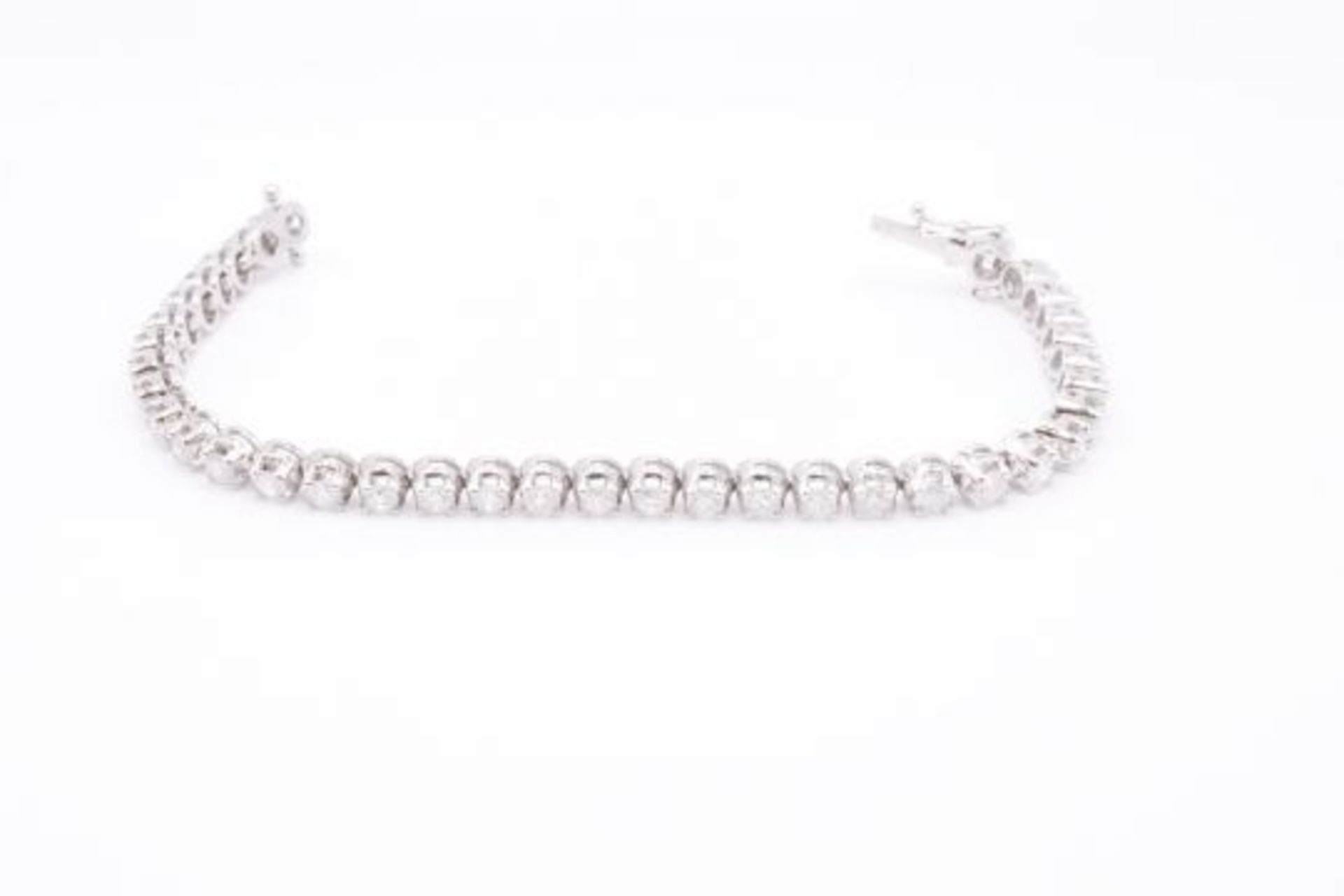 'Brand New' 7.0 Carat 18ct White Gold Tennis Bracelet set with Round Brilliant Cut Natural Diamonds - Image 4 of 7