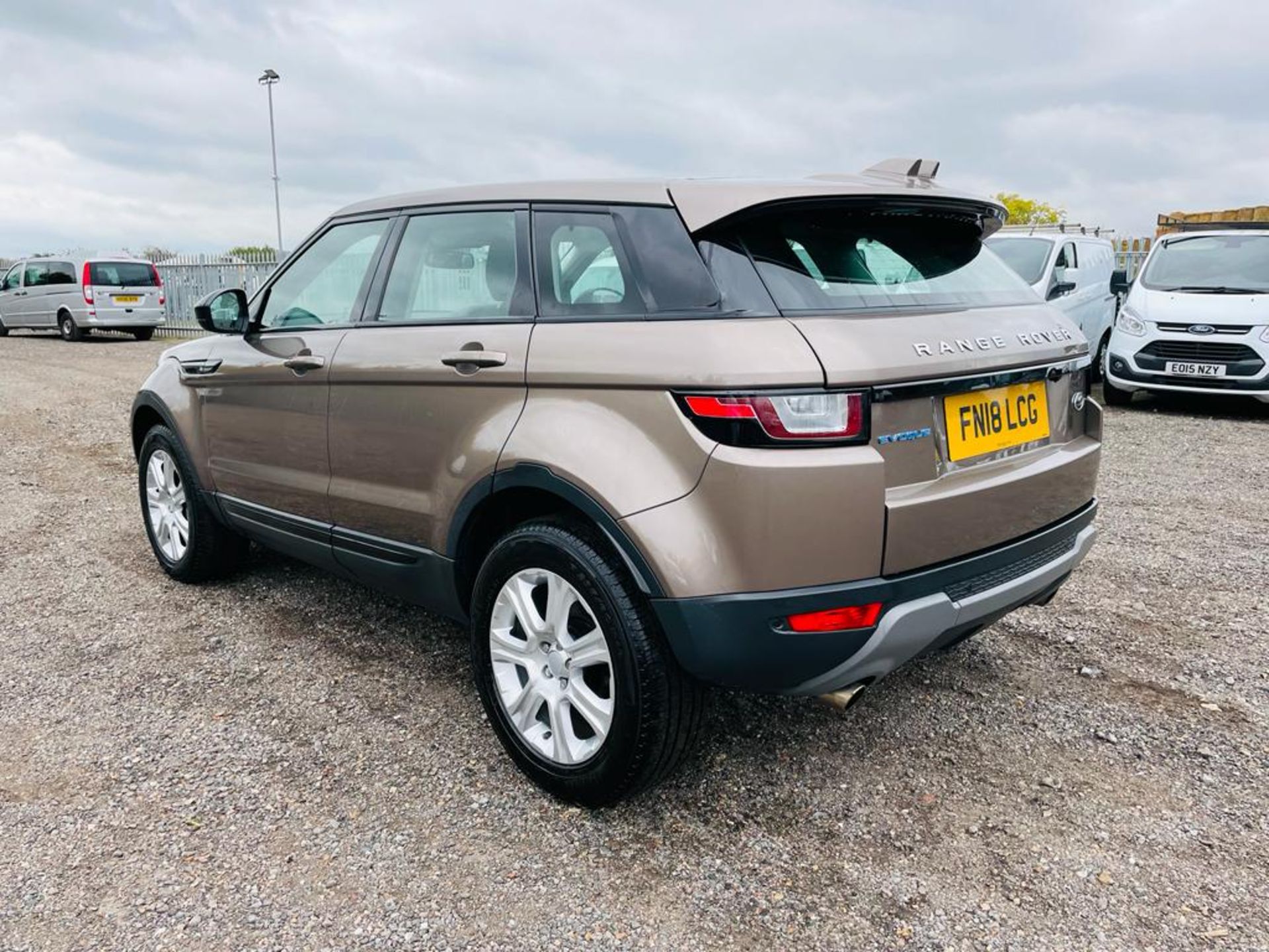 Range Rover Evoque 2.0 ED4 150 SE Tech 2018 '18 Reg' Sat Nav - Panoramic Roof - A/C - Image 6 of 25