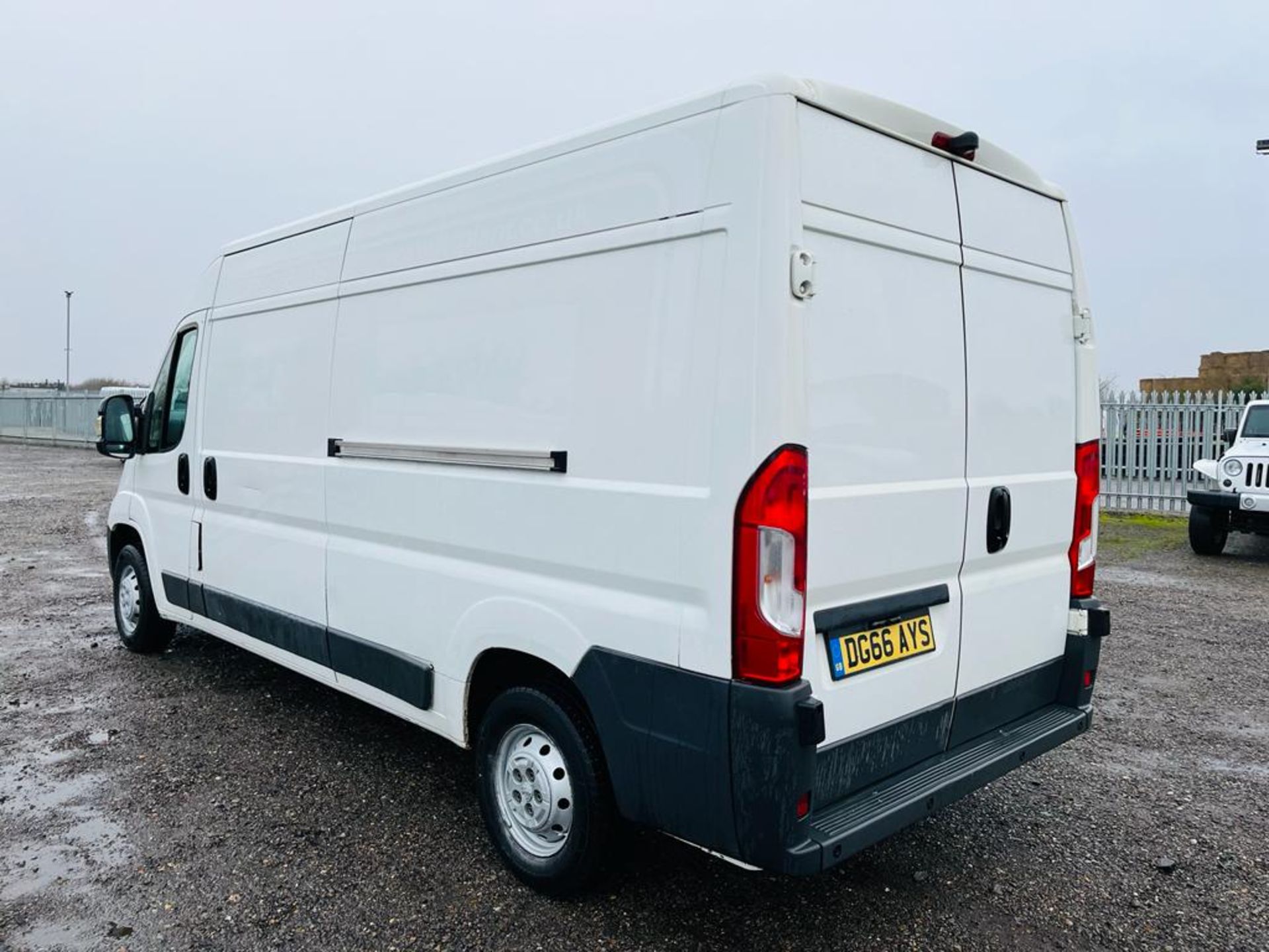 Peugeot Boxer 2.0 BlueHDI Professional L3 H2 2017 '66 Reg' - Sat Nav - A/C - ULEZ Compliant - Image 8 of 23