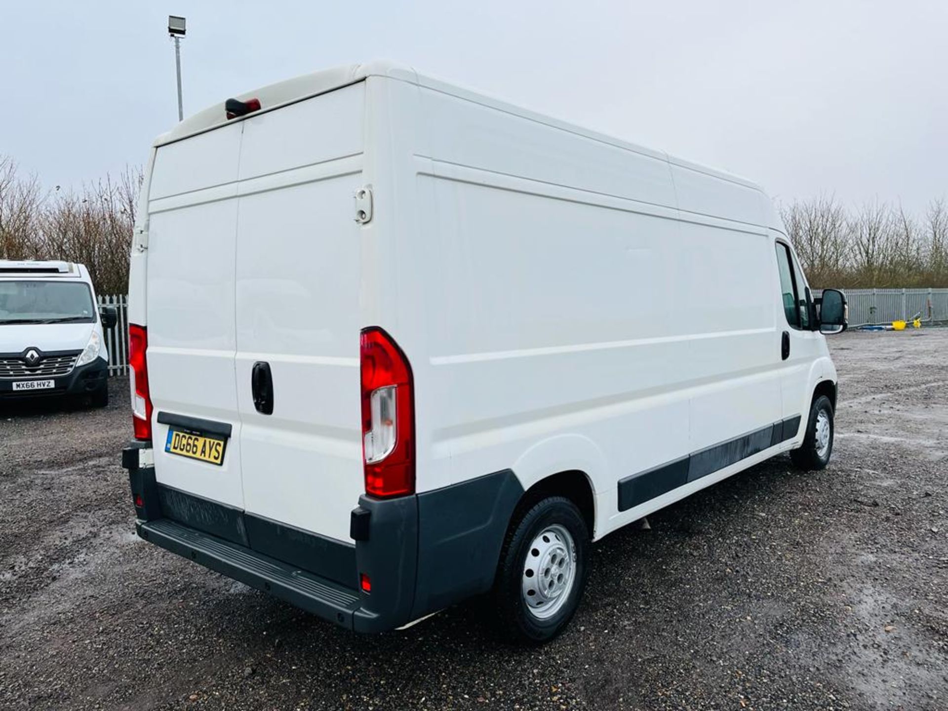 Peugeot Boxer 2.0 BlueHDI Professional L3 H2 2017 '66 Reg' - Sat Nav - A/C - ULEZ Compliant - Image 11 of 23