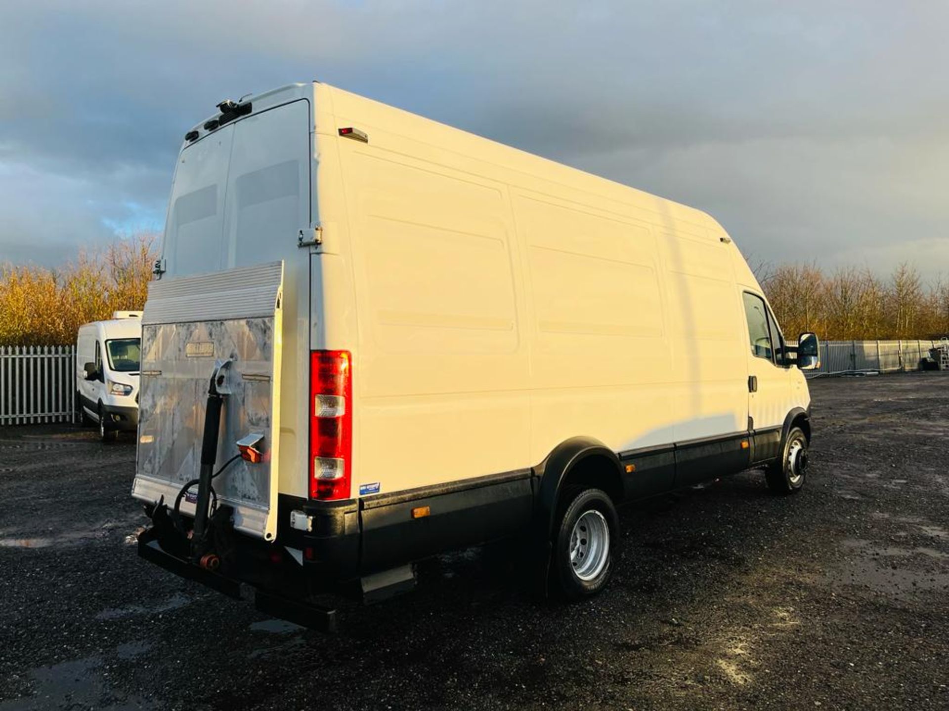 Iveco Daily 70C17 3.0 HD TRW L3 H3 2014 '64 Reg' Tail Lift - ULEZ Compliant - Twin Rear Axle - Image 5 of 28