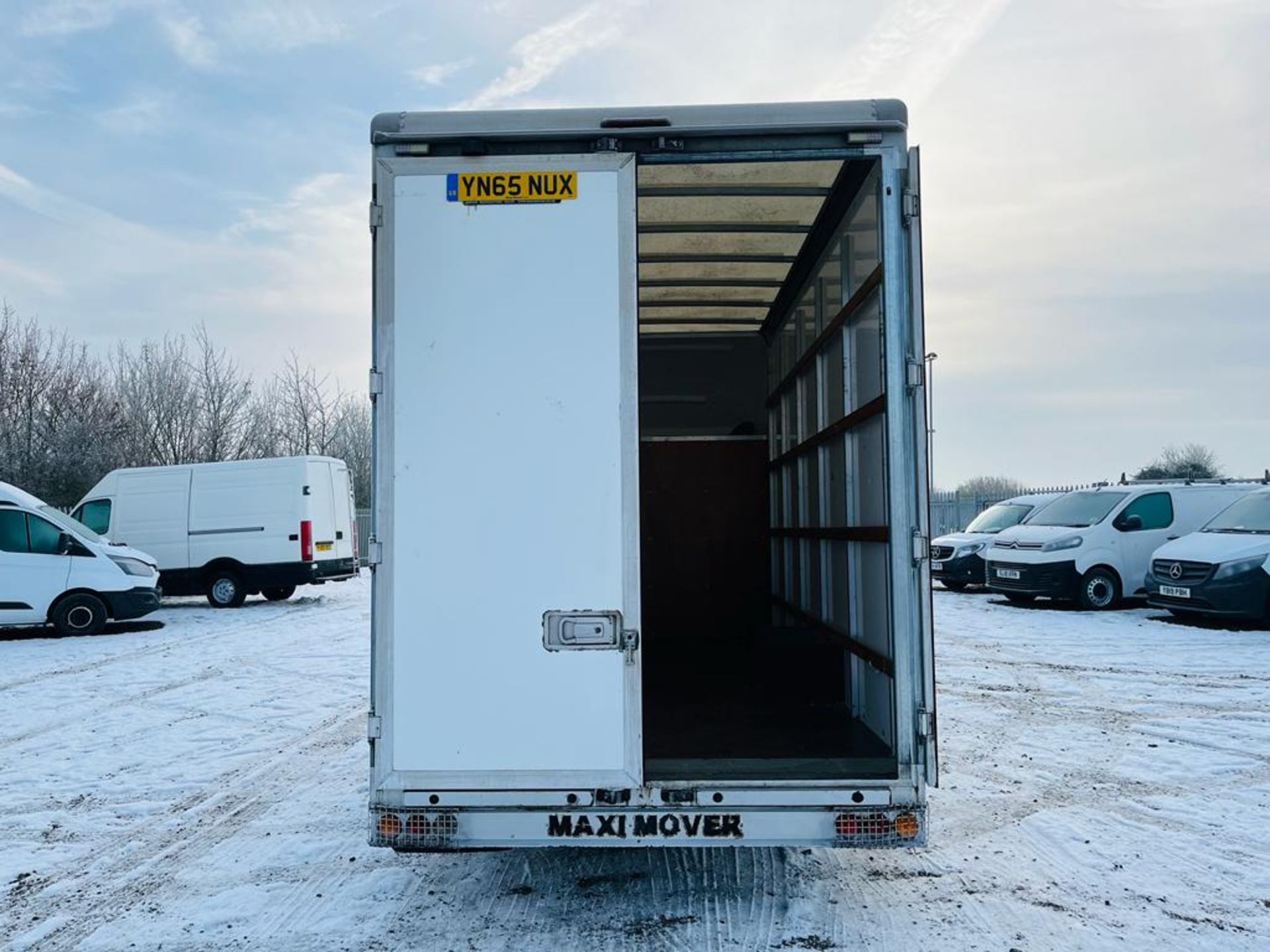 ** ON SALE ** Peugeot Boxer 2.2 HDI 335 Professional L3 Low Loader Luton 2015 '65 Reg' Sat Nav - A/C - Image 10 of 23