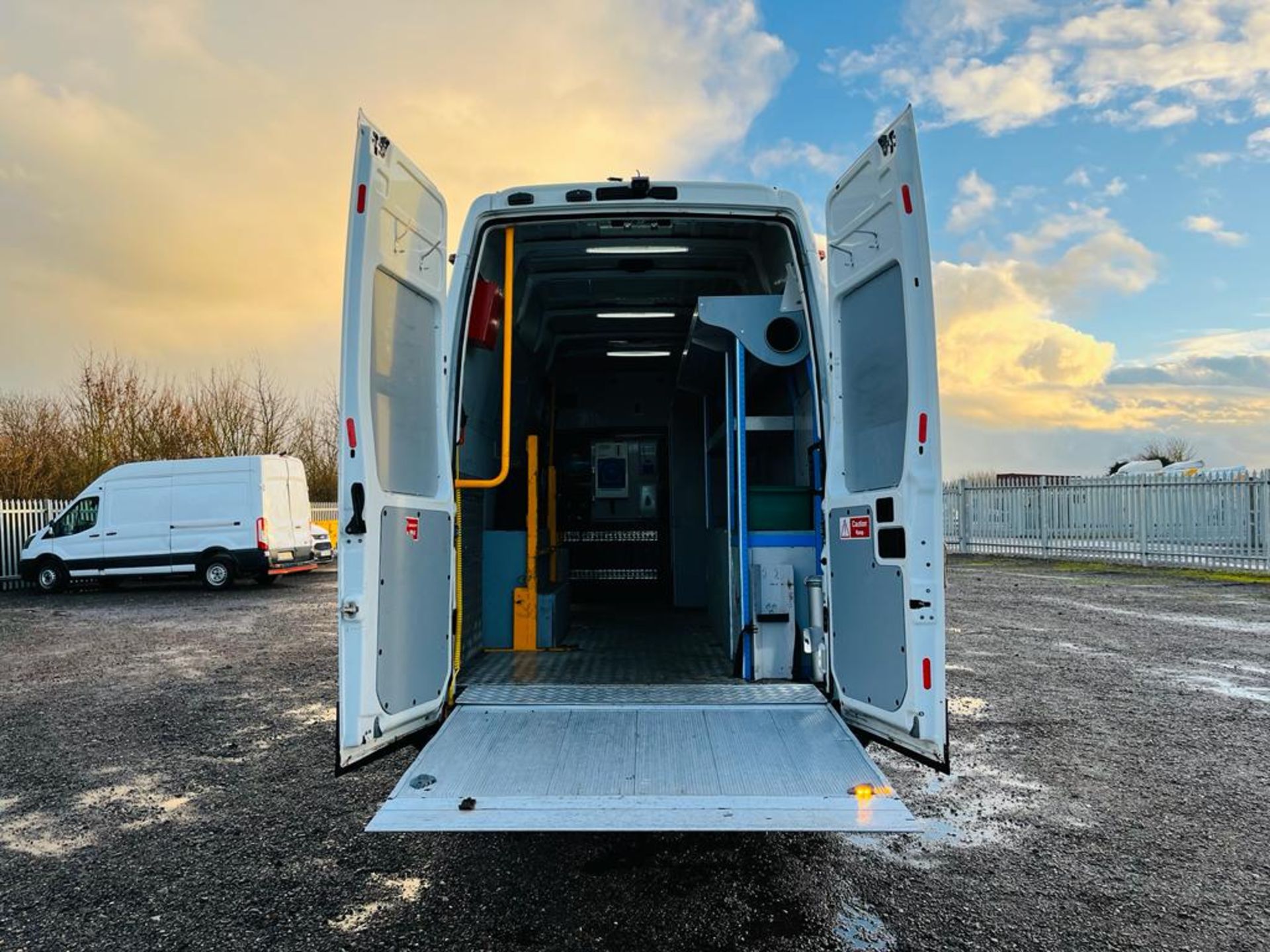 Iveco Daily 70C17 3.0 HD TRW L3 H3 2014 '64 Reg' Tail Lift - ULEZ Compliant - Twin Rear Axle - Image 8 of 28