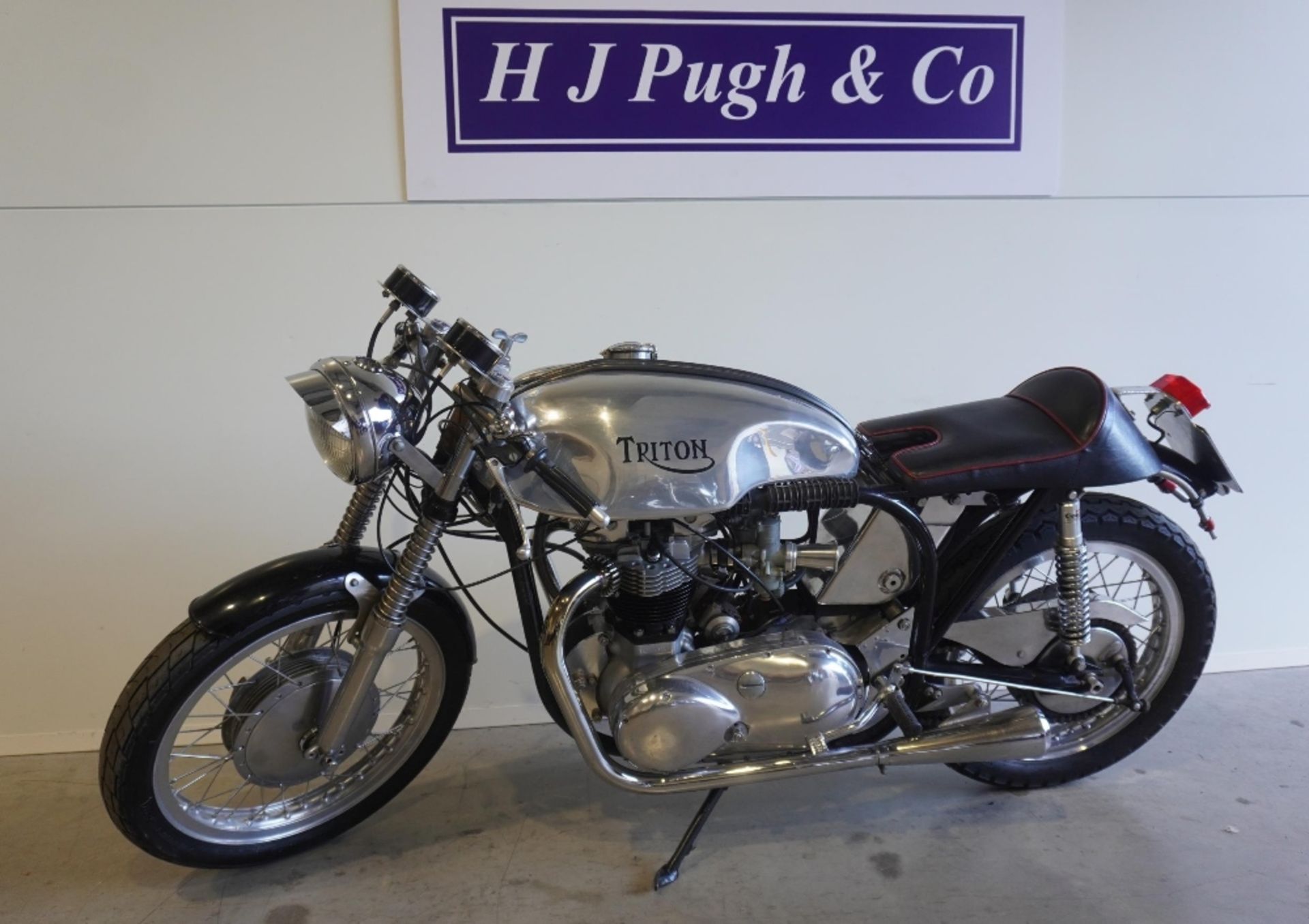 Triton motorcycle 1957. With Triumph T110 engine 650cc. Frame No. N1476459 Engine No. T110019807. - Image 3 of 5