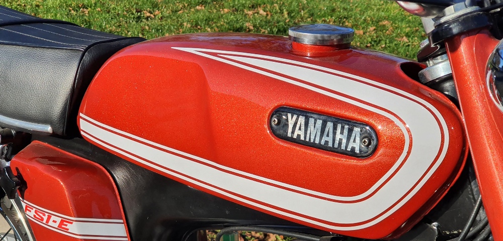 Yamaha FS1E (Fizzy) motorcycle. 1974. 48cc. This bike was running when it went into storage, will - Image 7 of 10