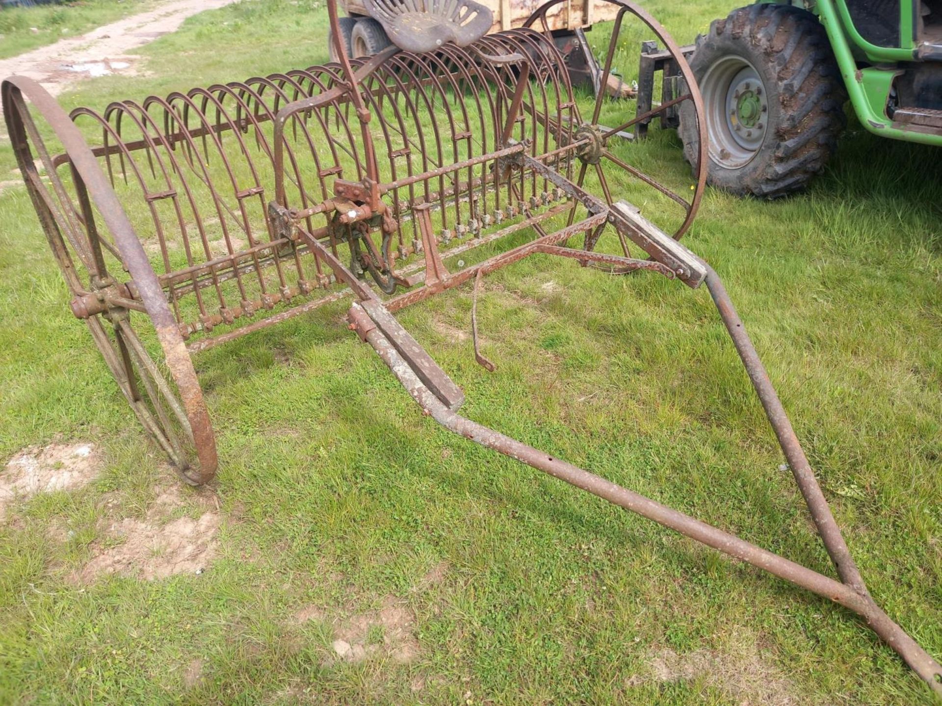 Blackstone hay rake - Image 2 of 3