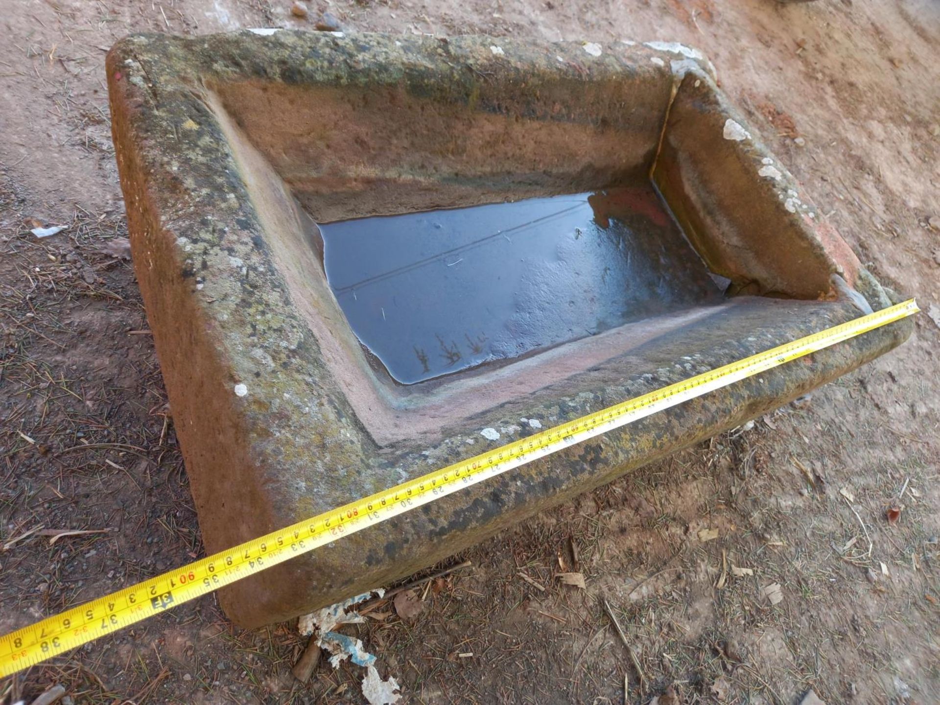 Stone trough 580x850mm - Image 2 of 2