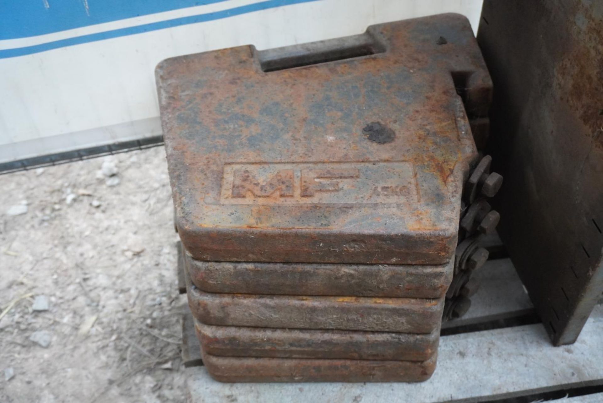 5 Massey Ferguson weights 45kg