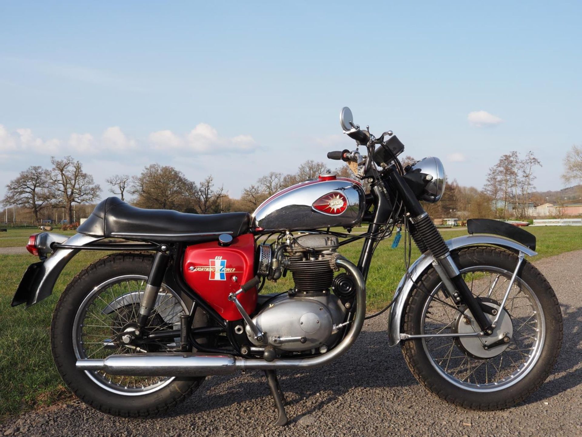 BSA 650 Lightning motorcycle. 1968. Matching numbers. New electric ignition kit, oil change, spark