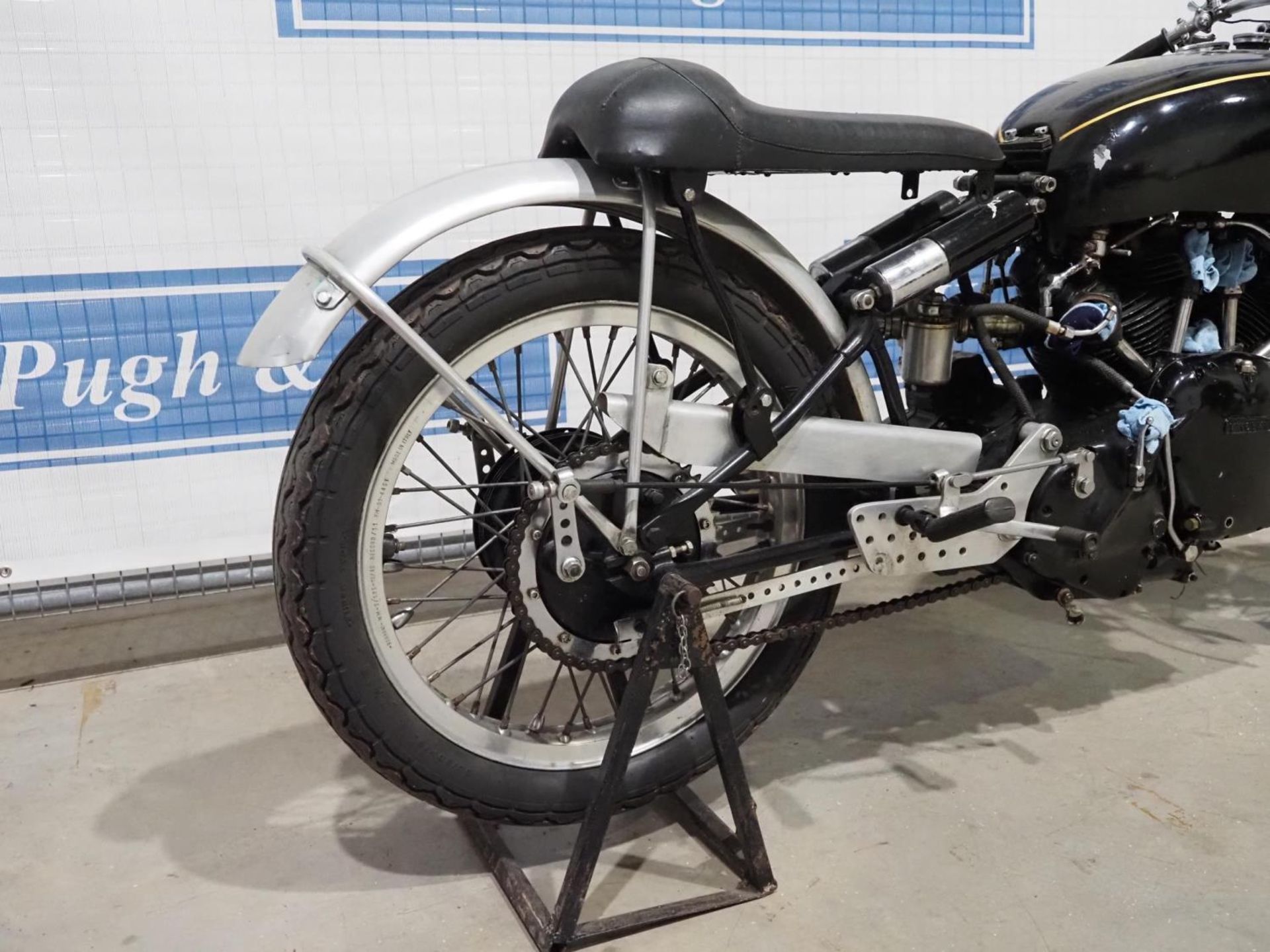 Vincent Rapid motorcycle project. Believed 1950. This is an unfinished project being sold from a - Image 2 of 15