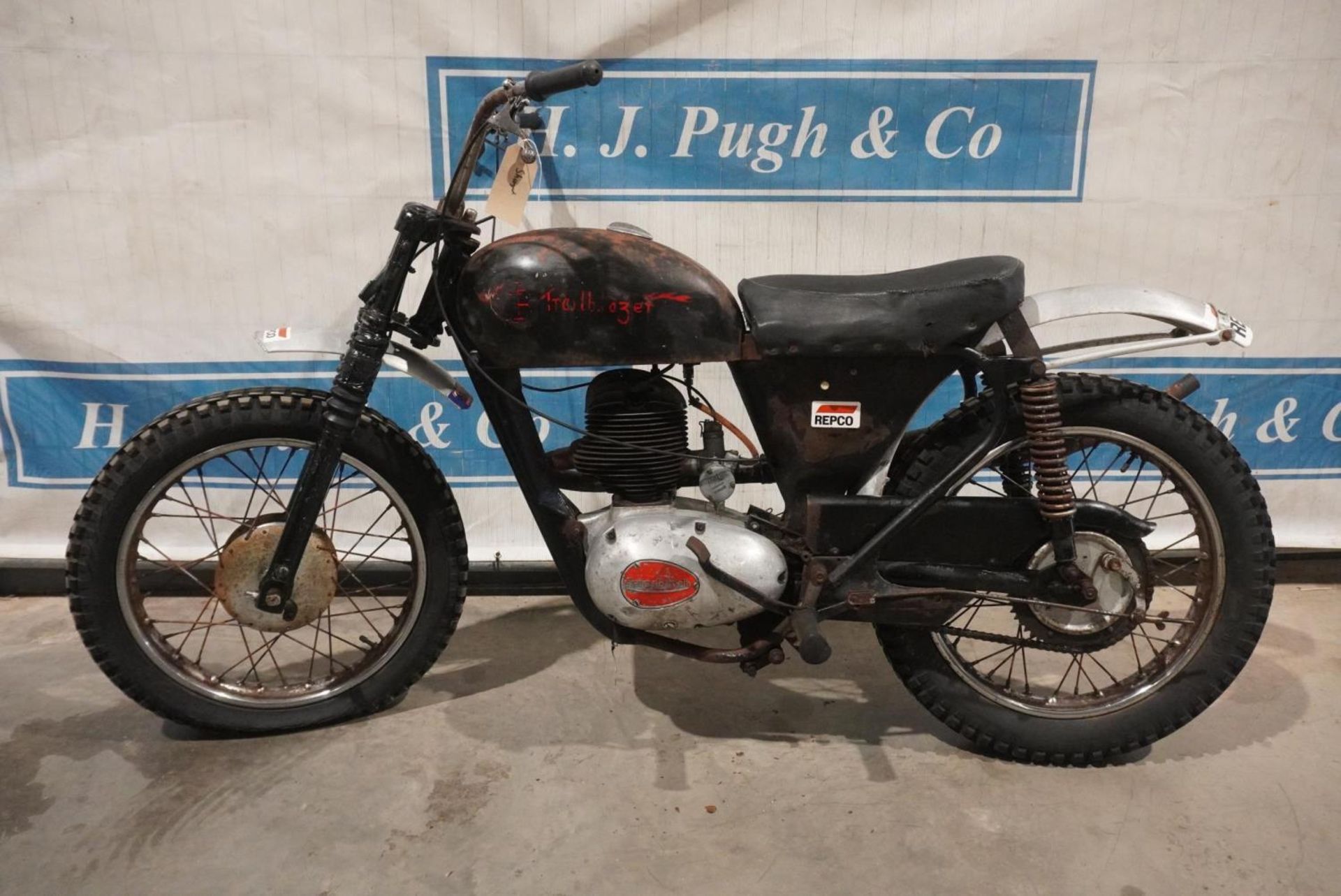 Francis Barnett Cruiser 80 motorcycle. Fitted with a 199cc AMC engine. From private collection. Good - Image 5 of 5