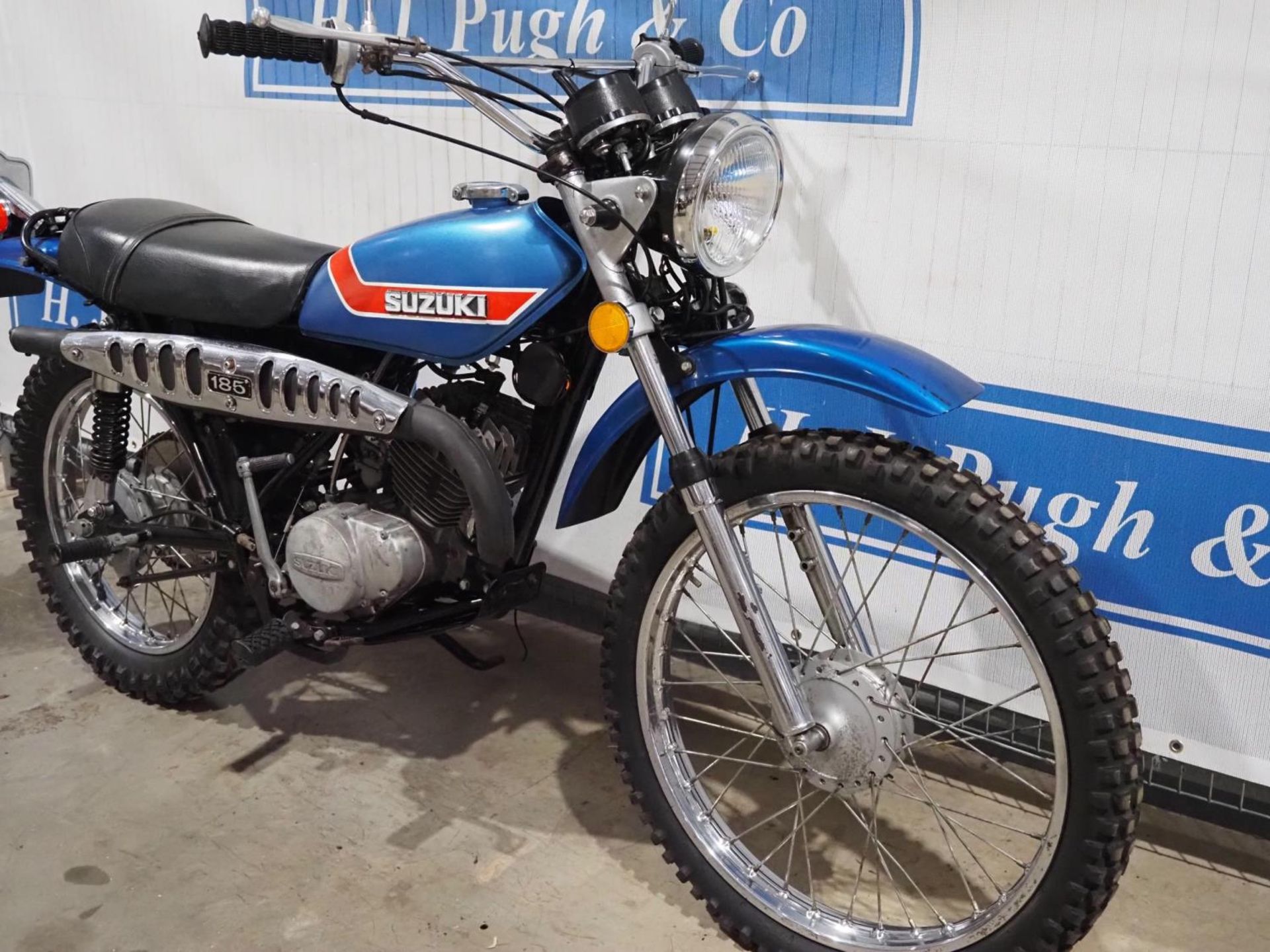 Suzuki TS185 Sierra motorcycle. 1972. 185cc. US import. Frame No. TS185-62554. Engine No. TS185- - Image 2 of 6