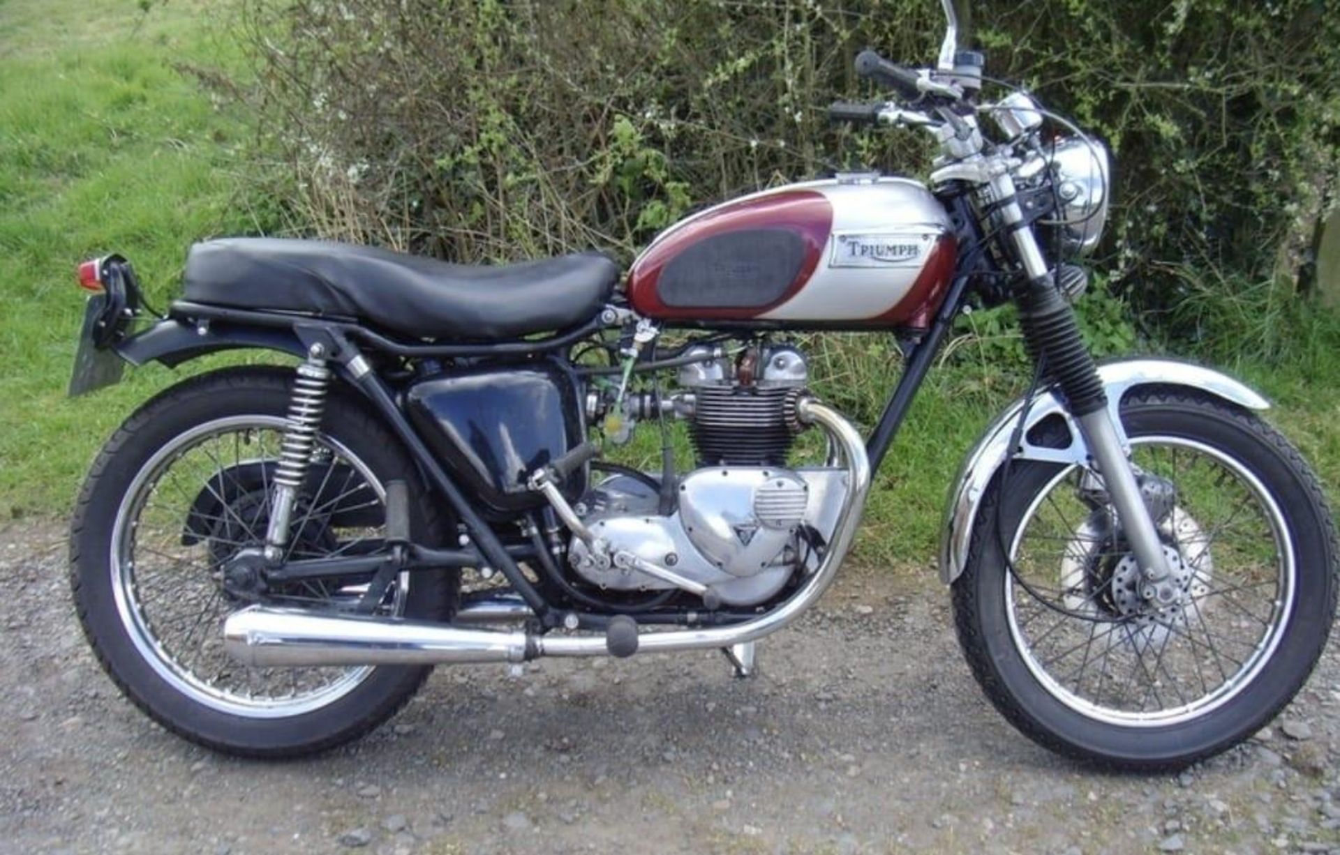 Triumph 600 motorcycle. 1961. Fitted with later rare side points T100SC engine. Disc front end,