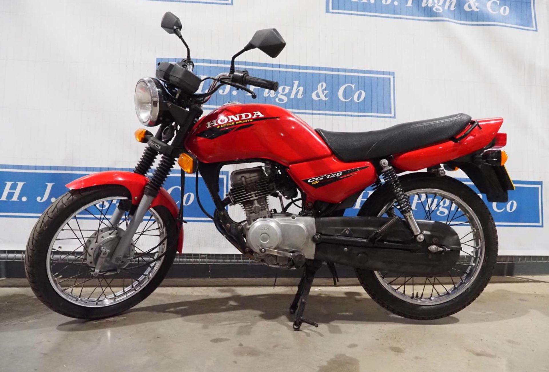 Honda CG125 motorcycle. 1998. 124cc. MOT until 27.03.2023. Starts and runs. Engine number does not - Image 6 of 6