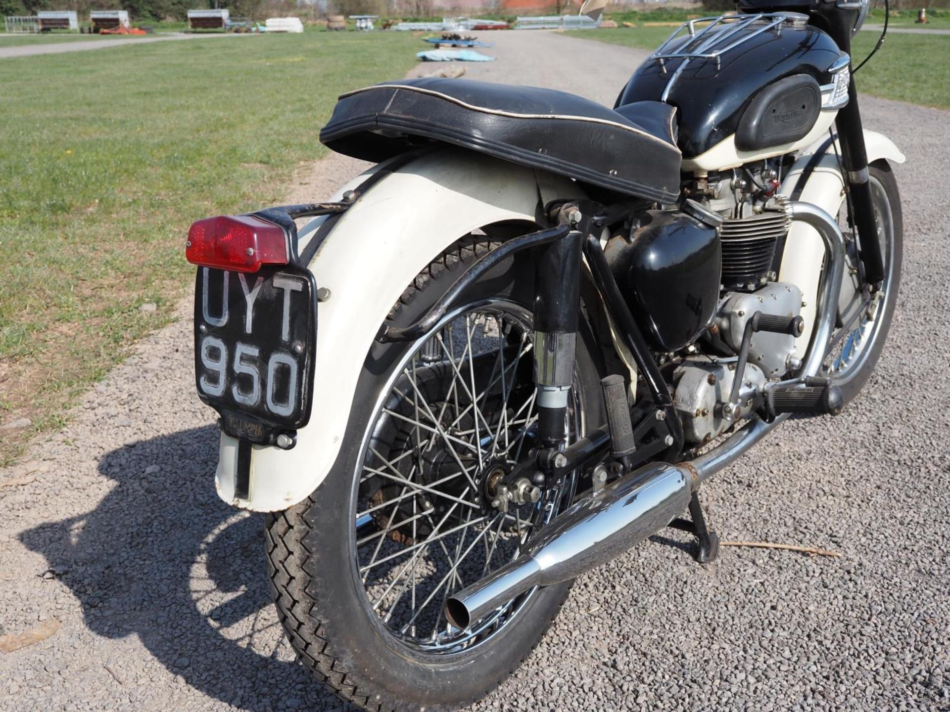 Triumph Tiger 110 motorcycle. 1958. Reg. UYT 950. Frame no. 015200. Engine no. 015200. This bike has - Image 4 of 8