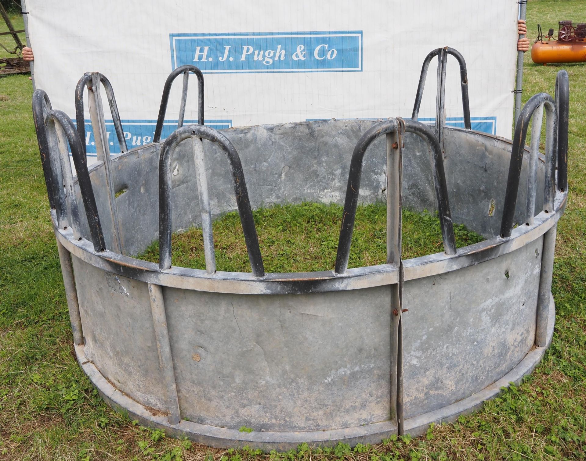 Cattle ring feeder parts