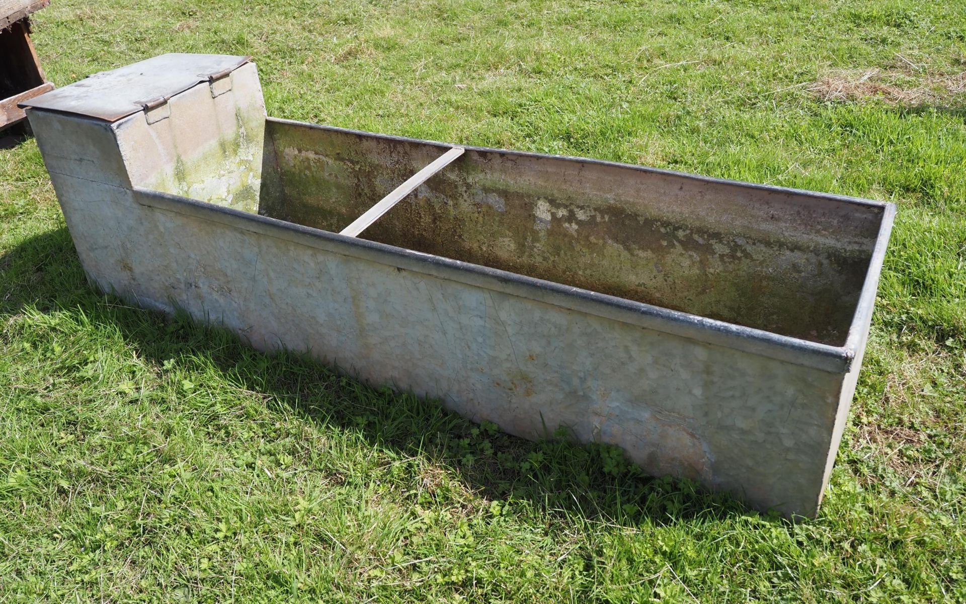 Water trough. 6ft