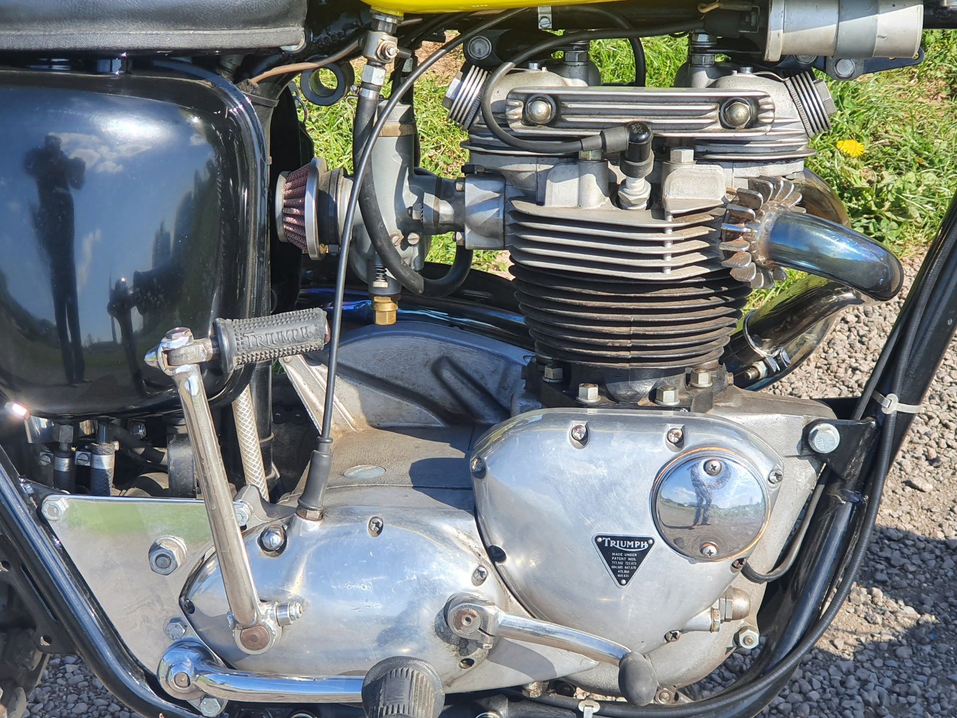 Triumph TR6 motorcycle. 650cc. 1963. Ceriani forks, TLS brake, top end rebuild with new STD - Image 3 of 14