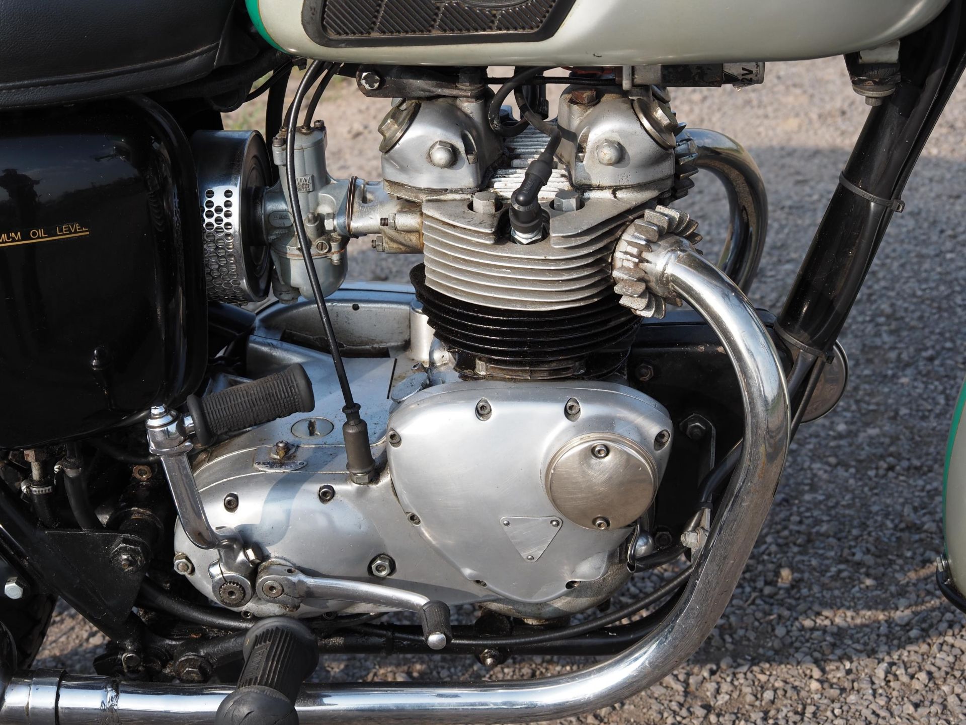 Triumph motorcycle. Believed to be a T100. Has other parts on it. Owned for many years by previous - Image 6 of 18