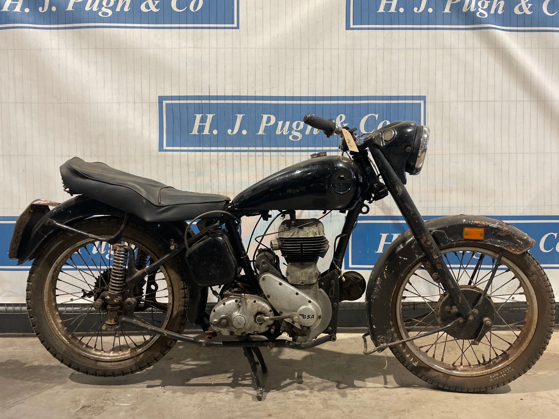 BSA M21 motorcycle project. Reg LTR349. No docs