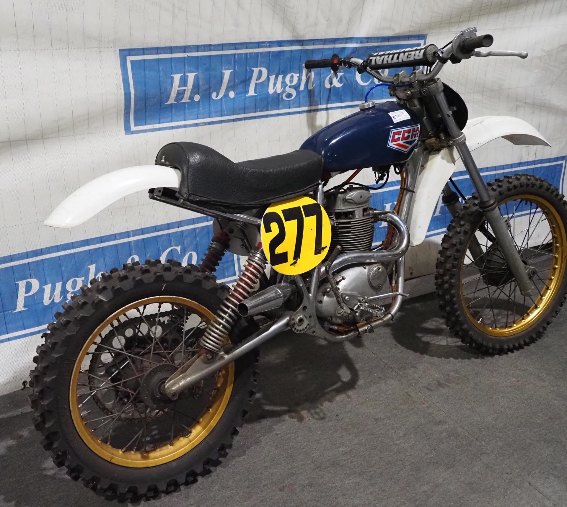 CCM dirt motorcycle. 1979. 410cc short stroke engine. Engine No. CB32905. Part of the Alec Dorrell - Image 8 of 12