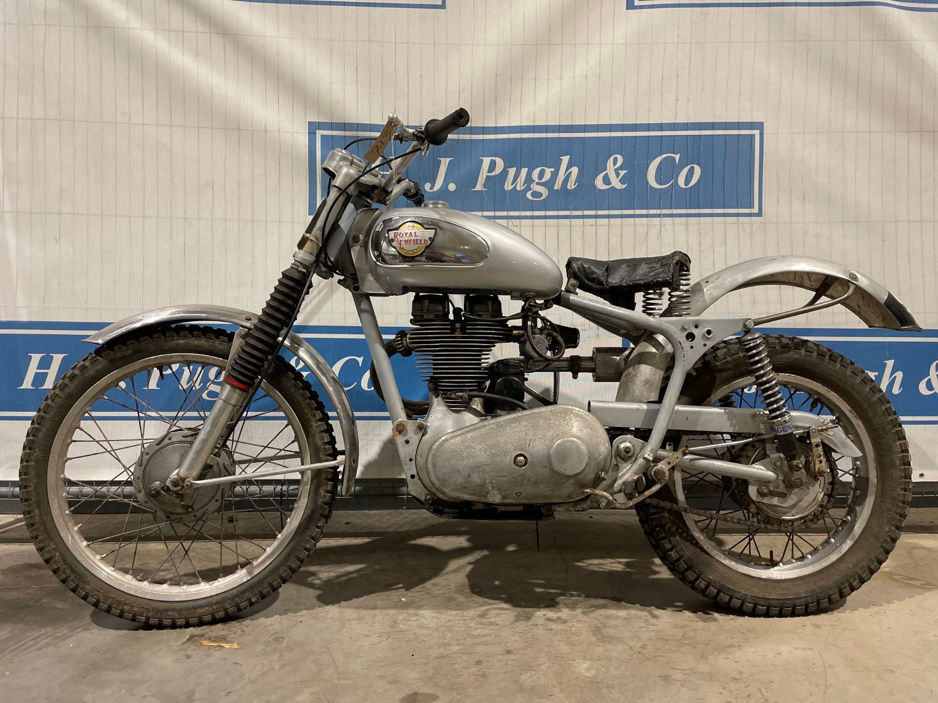 Royal Enfield 350cc motorcycle. 1959. Performs well. Reg 631 XVU. V5 - Image 12 of 16