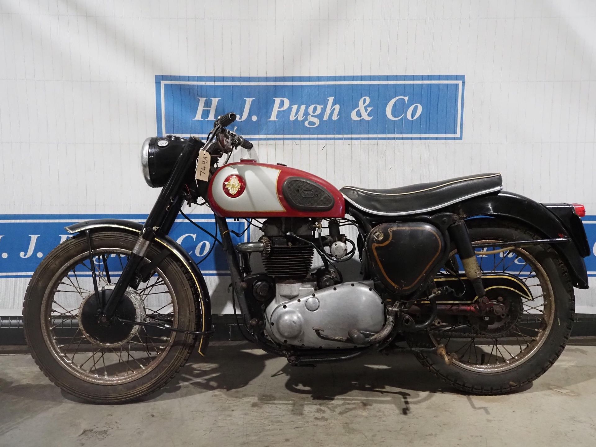 BSA A10 650 motorcycle. 1959. Ran well when last used. Reg. 218 XVW. V5 - Image 10 of 10