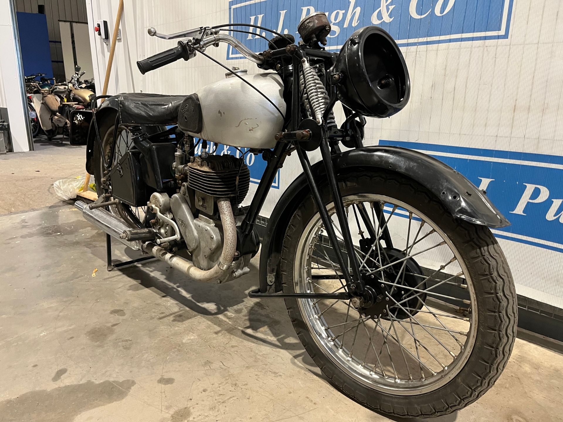 Norton 16H motorcycle project. 1935. Running order. No docs - Image 10 of 10