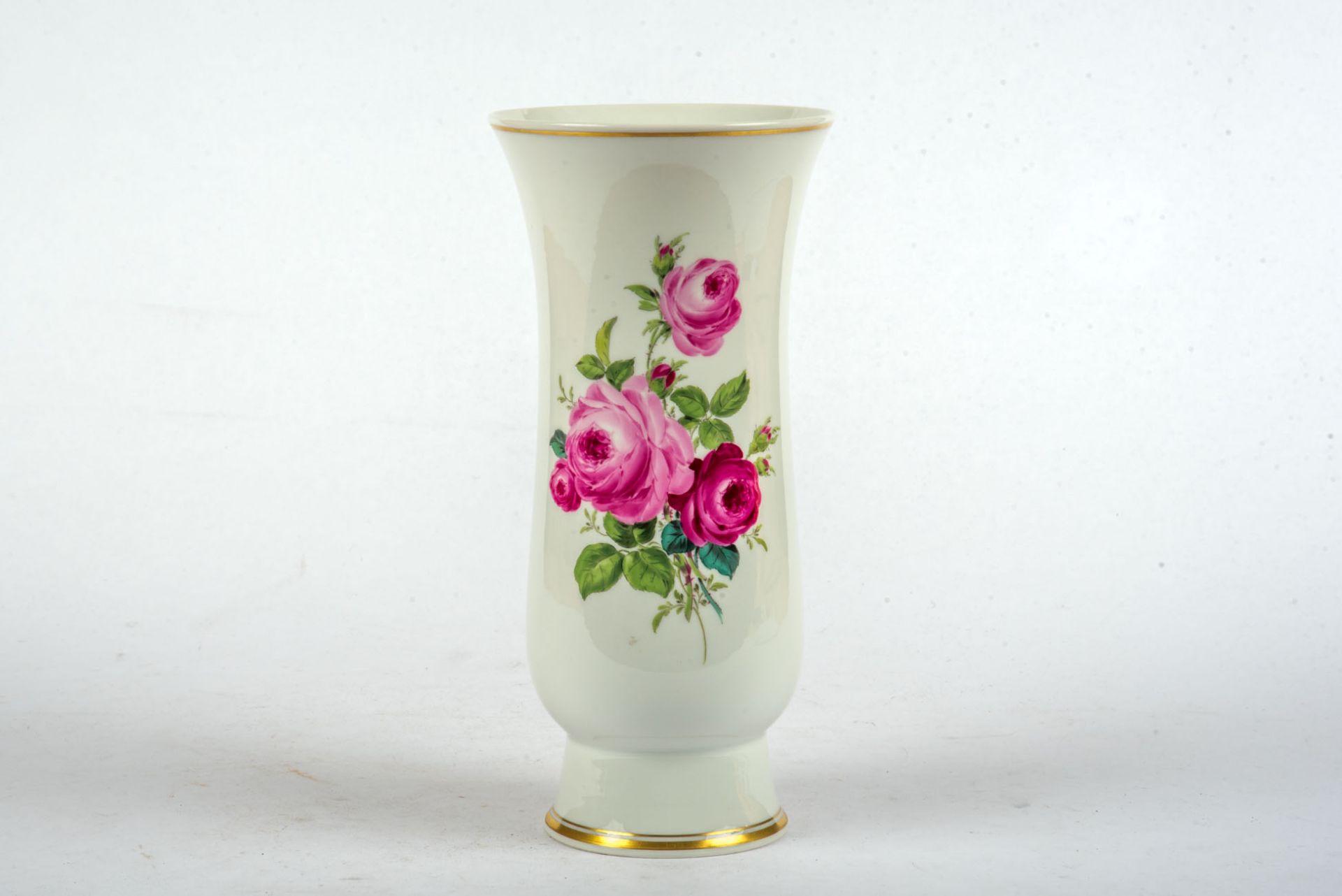 Vase mit Rosenbukett, Meissen