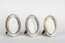Drei Ovale Rahmen, Sterling-Silber
