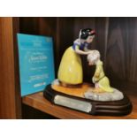 Boxed Royal Doulton Disney Snow White and the Seven Dwarves - Limited Edition Dopey's First Kiss Fig