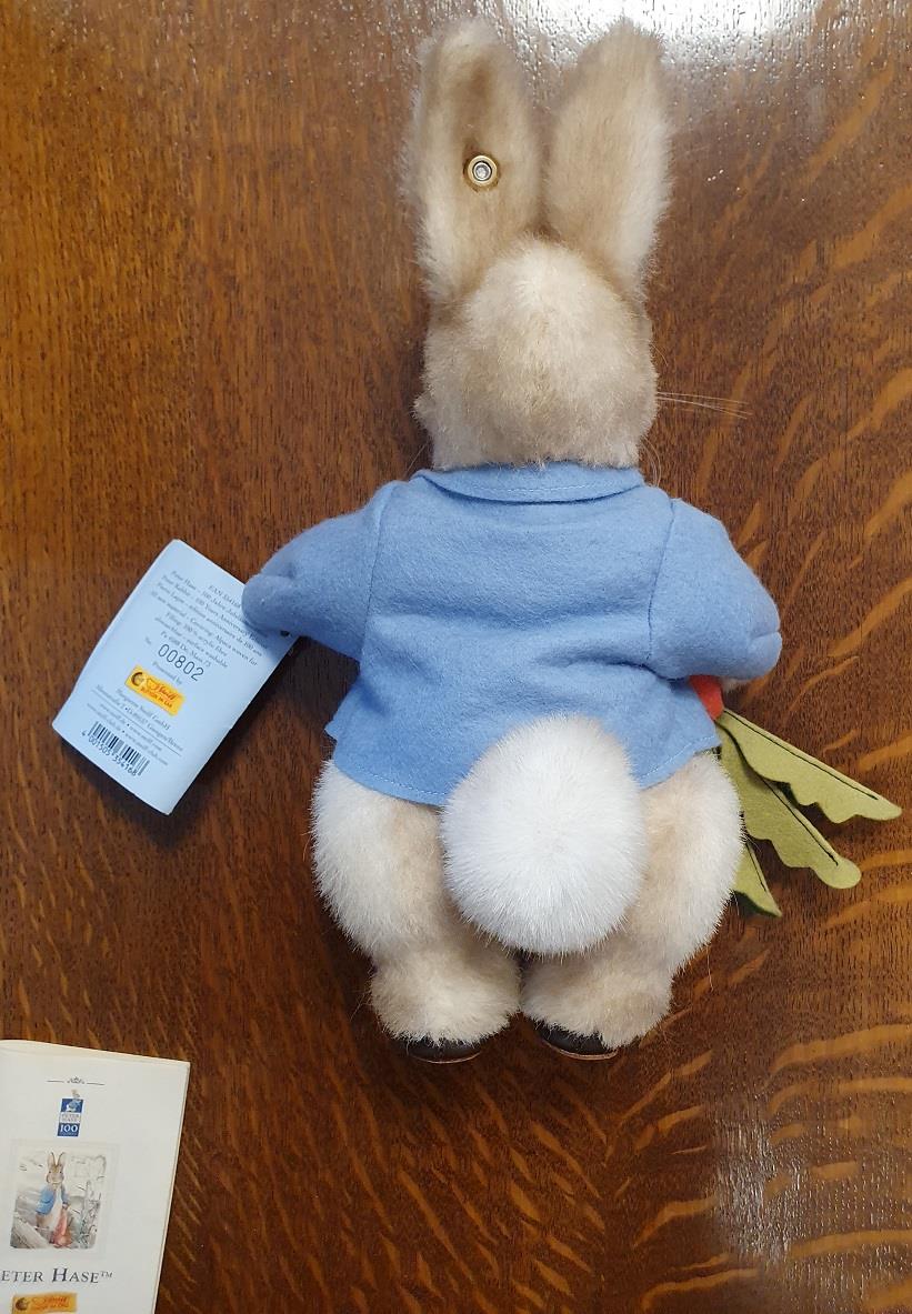 Steiff Beatrix Potter 'Johnny Townmouse' discontinued Soft Toy Figure (H12cm; issue 00435 - incl or - Image 2 of 2