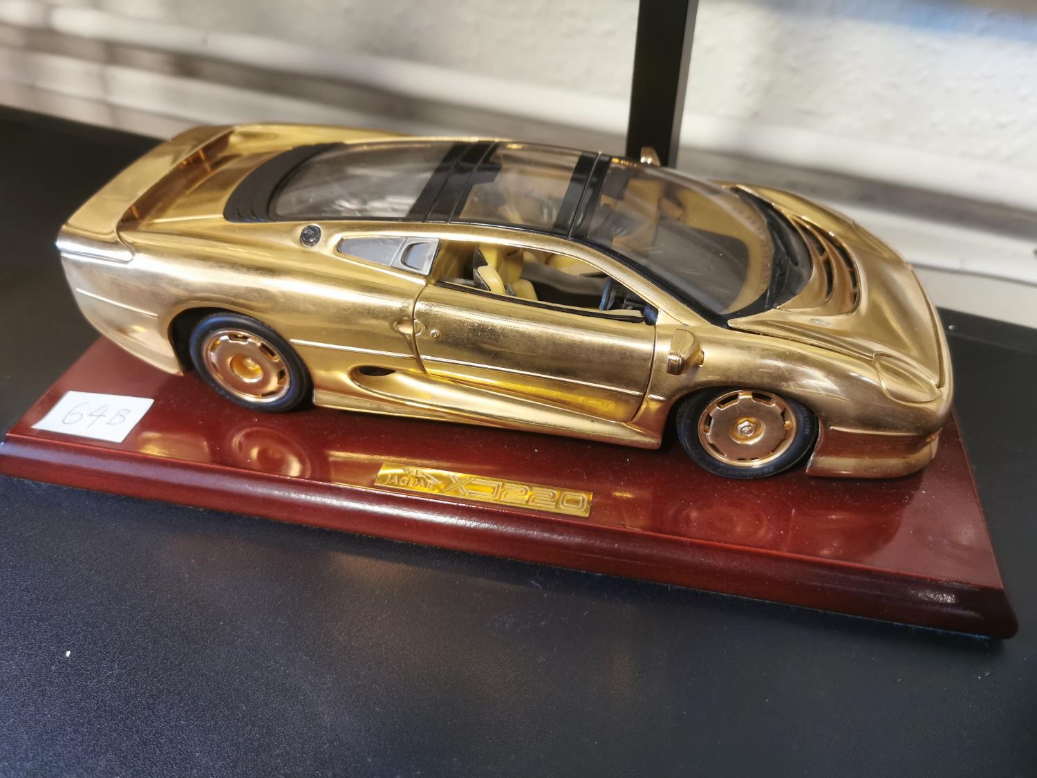 Jaguar XJ220 1:18 Scale Model Sports Car in 22ct Gold Plate