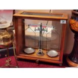 Cased Wooden L Oertling Antique Balance Weighing Scales (London)
