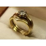 Ladies Triple Band 9ct & 18ct Gold & Diamond Ring - roughly 1.5ct stone - 5.9g