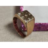 9ct Gold and Diamond Square Face Signet Ring - 5.9g - missing one Diamond - size Q